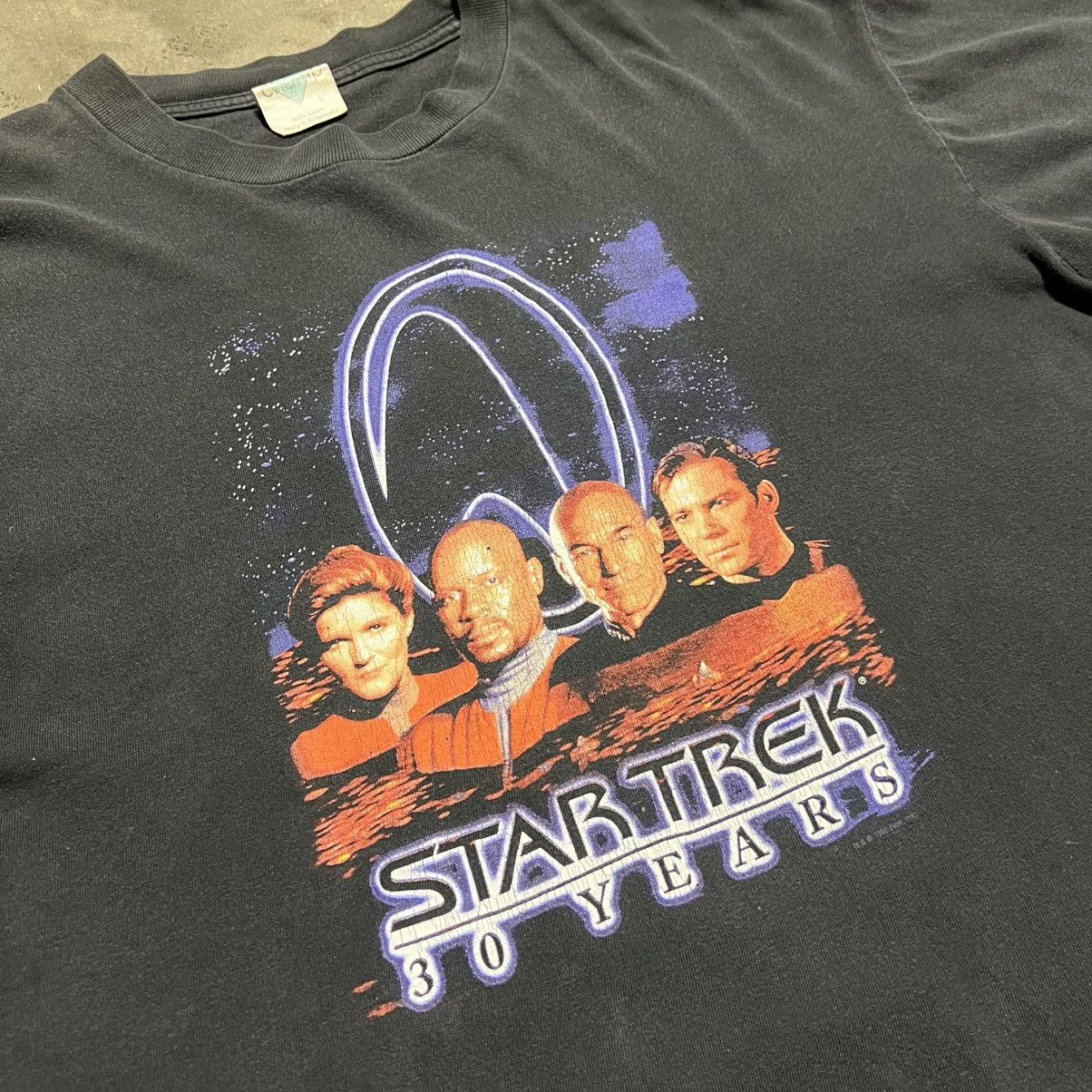 Vintage Vintage 90s Star Trek T shirt 30 Years Tv Movie Promo Faded Size US L / EU 52-54 / 3 - 4 Thumbnail