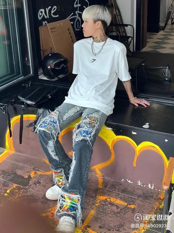 Japanese Brand × Vintage Heavy Industry Embroidered Loose Straight Leg Ripped Jeans Size US 29 - 2 Thumbnail