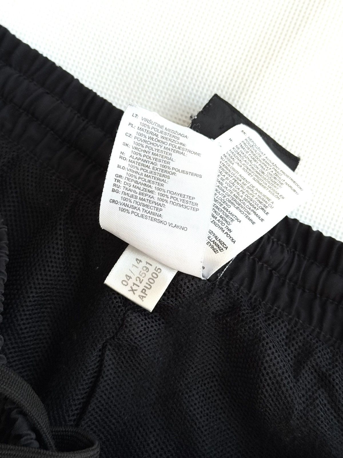 Adidas × Vintage Vintage Adidas shorts streetwear y2k style casual Size US 32 / EU 48 - 9 Thumbnail
