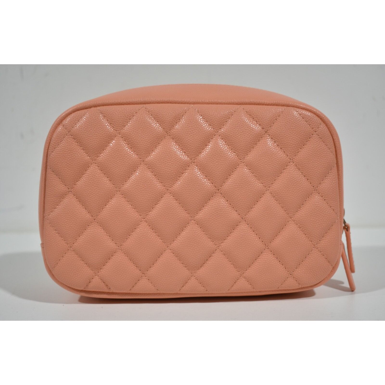 Chanel Chanel Vanity Travel Beauty Case CC Quilted Clutch Bag Size ONE SIZE - 6 Thumbnail