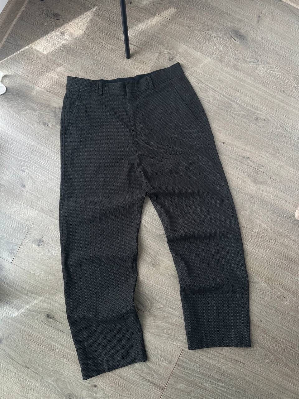 Cos × Japanese Brand COS Relaxed Fit Trousers Black Textured Wool Blend Pants Size US 32 / EU 48 - 4 Thumbnail