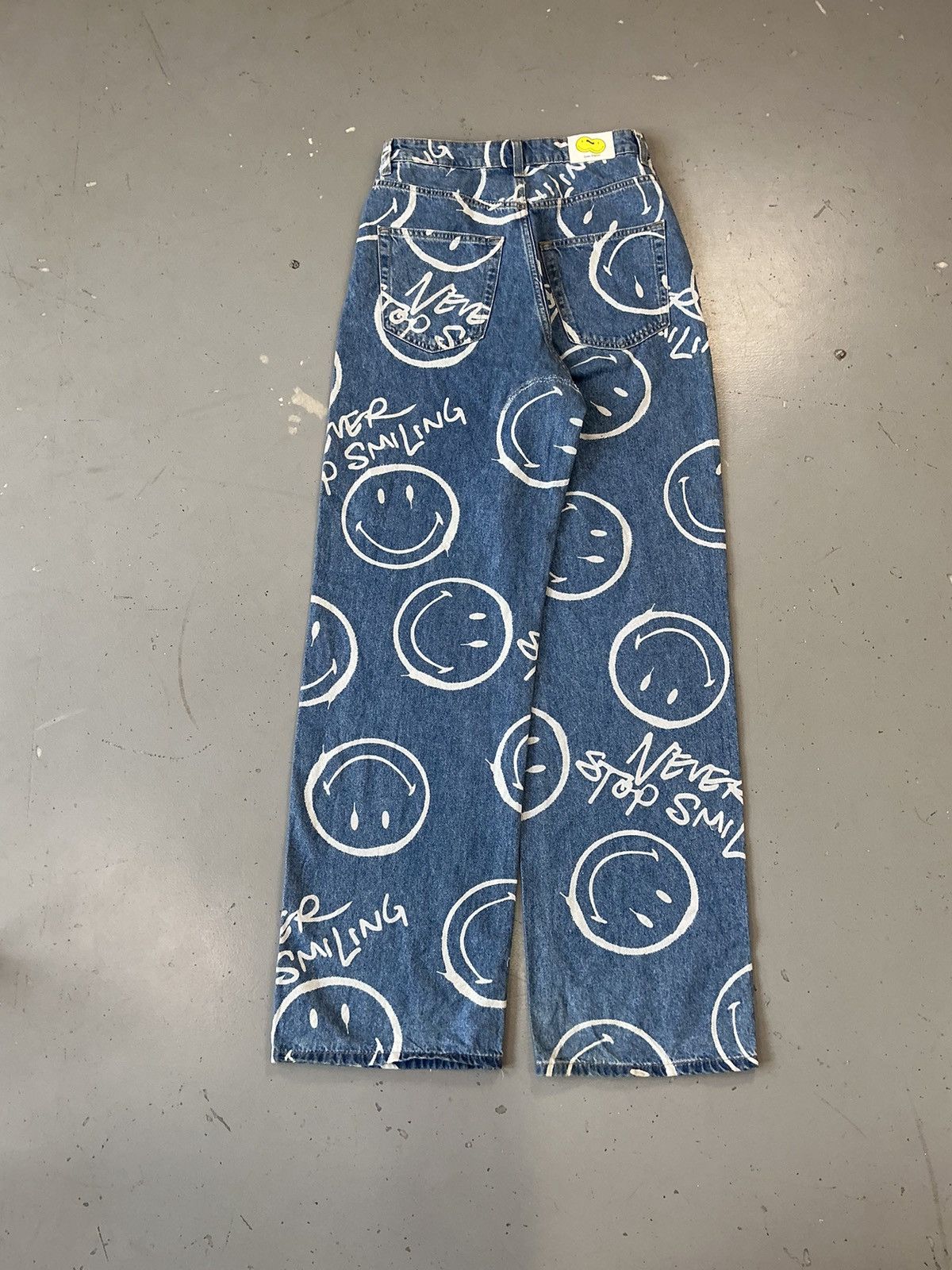 Designer × Vintage Vintage smiley crazy smiles printed denim Size 28" / US 6 / IT 42 - 2 Thumbnail
