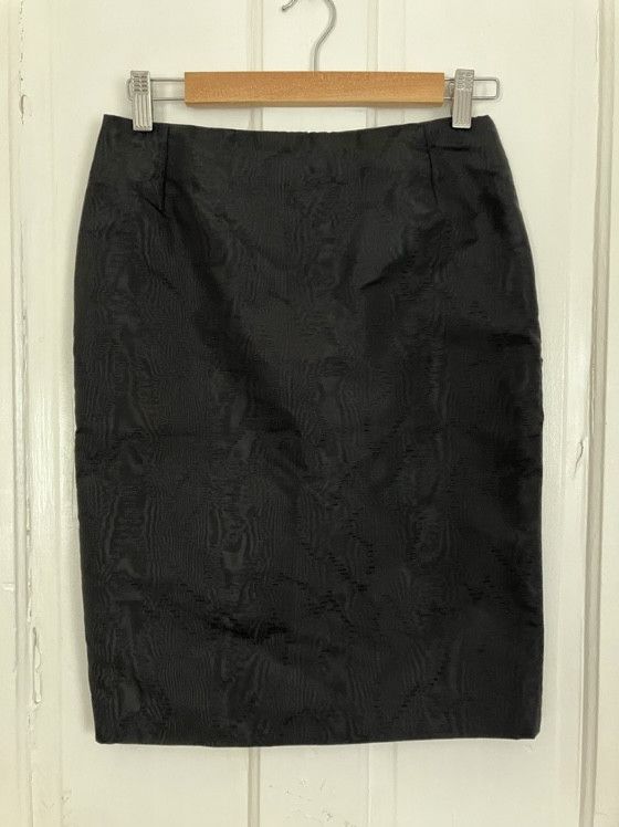 Alexander McQueen Alexander McQueen Textured Black Pencil Skirt Size 38" / US 16 / IT 52 - 3 Thumbnail