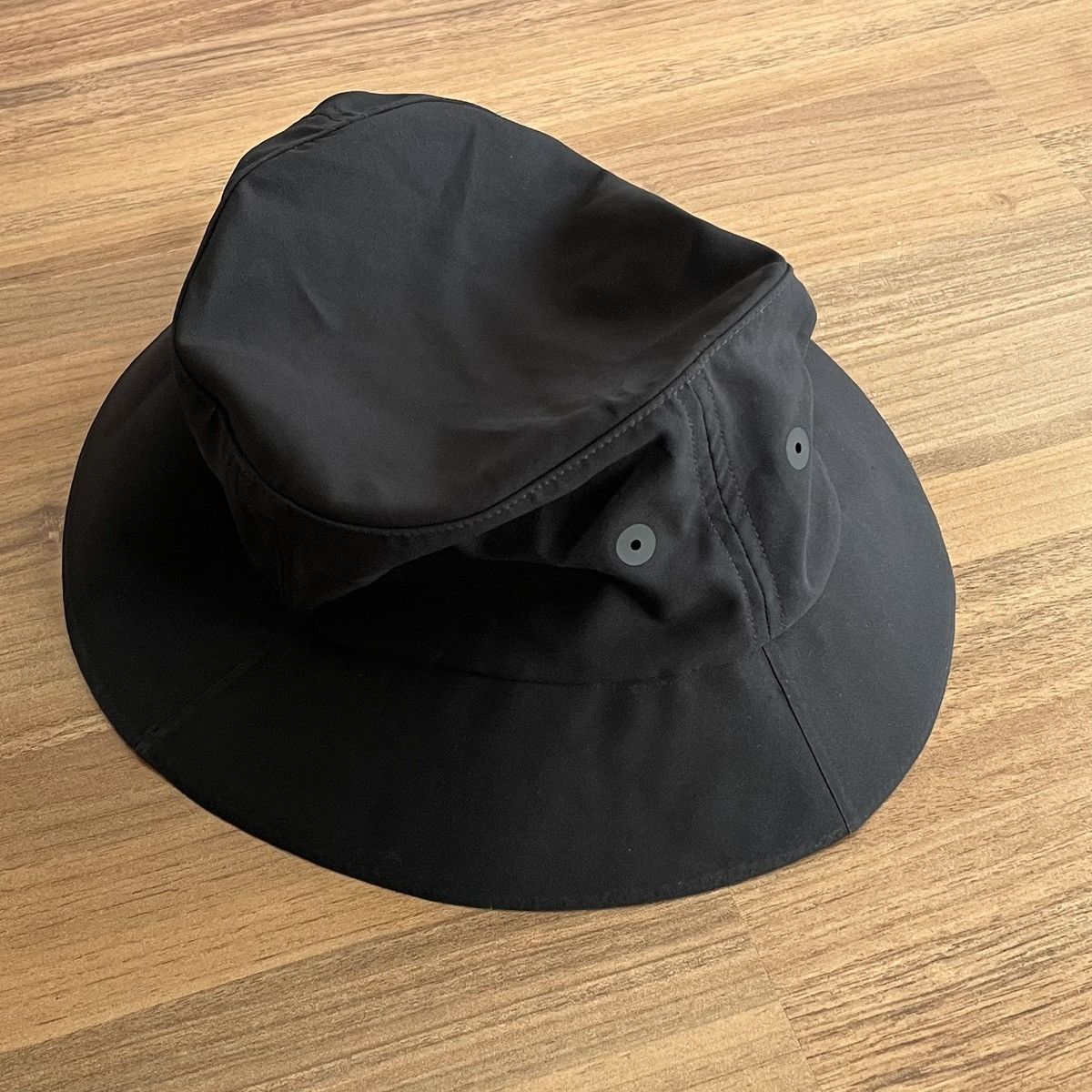 Arc'teryx Arc’teryx Sinsolo Bucket Hat Black Color Size ONE SIZE - 5 Thumbnail