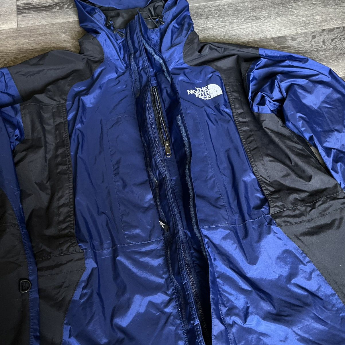 Goretex × The North Face × Vintage Vintage 90s The North Face Gore-Tex Blue Black Parka Jacket Size US L / EU 52-54 / 3 - 7 Thumbnail