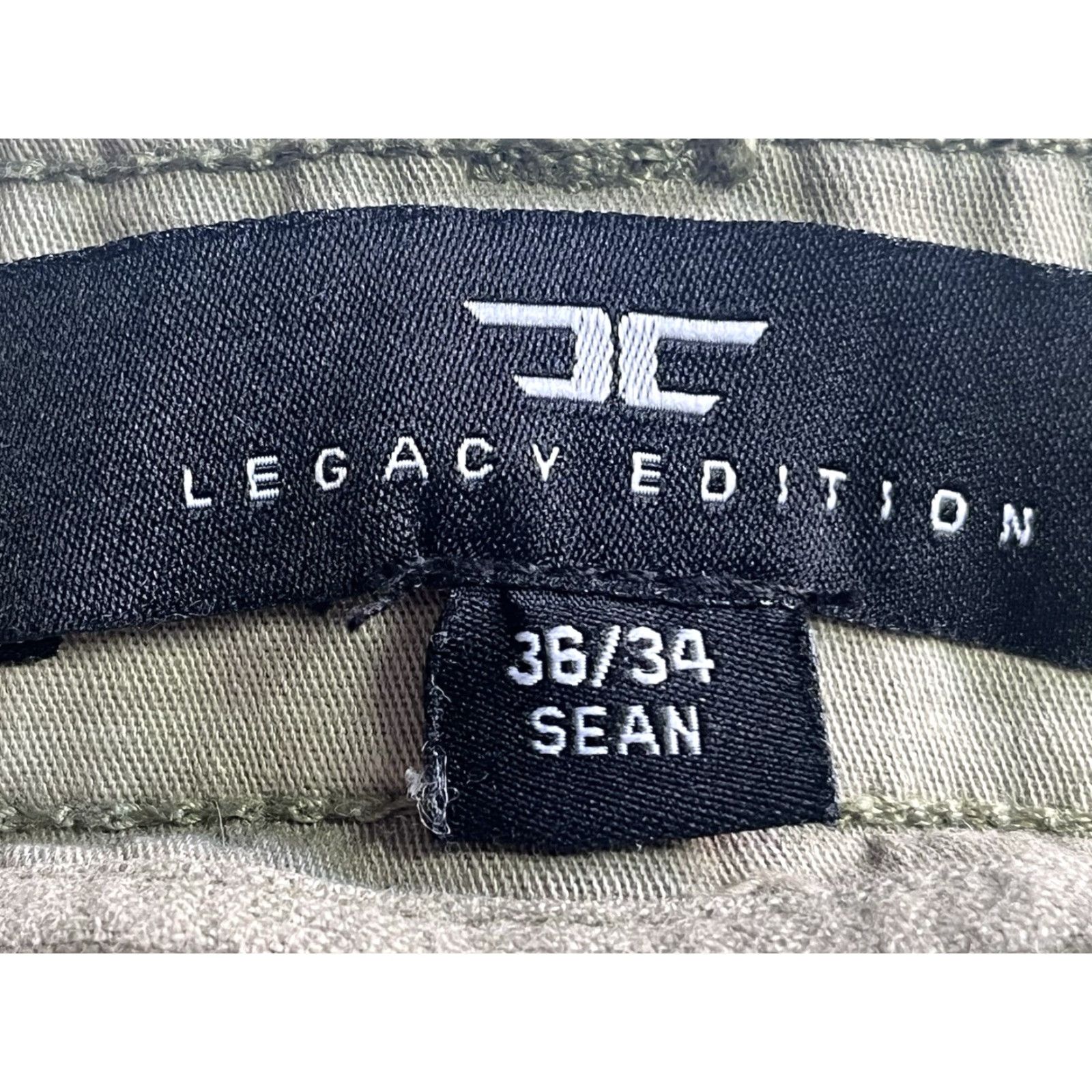 Jordan Craig Jordan Craig Aaron Cargo Stretch Pant Men Size 36 X 34 Green Tan Cargo Pockets Utility Tapered Straight Pants Regular Inseam 34 inches Pants Size US 36 / EU 52 - 6 Thumbnail