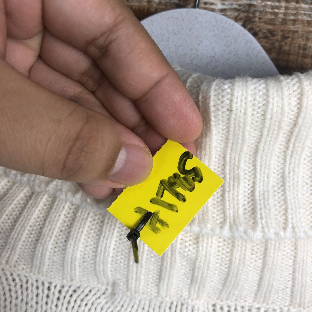GU × Homespun Knitwear × Japanese Brand GU White Turtle Neck Knitwear #A1785 Size US M / EU 48-50 / 2 - 11 Thumbnail