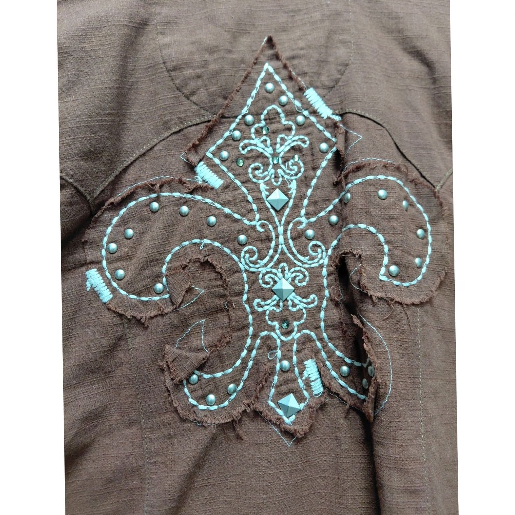47 Rock 47 by Wrangler Embroidered Western Shirt Brown Solid Woven Size M Size US M / EU 48-50 / 2 - 3 Thumbnail