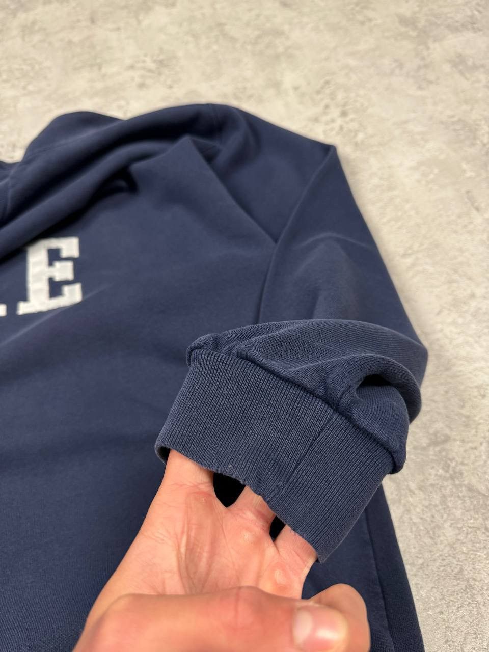 Nike Vintage Nike Y2K Dark Blue Sweatshirt Embroidered Big Logo Size US XL / EU 56 / 4 - 15 Thumbnail