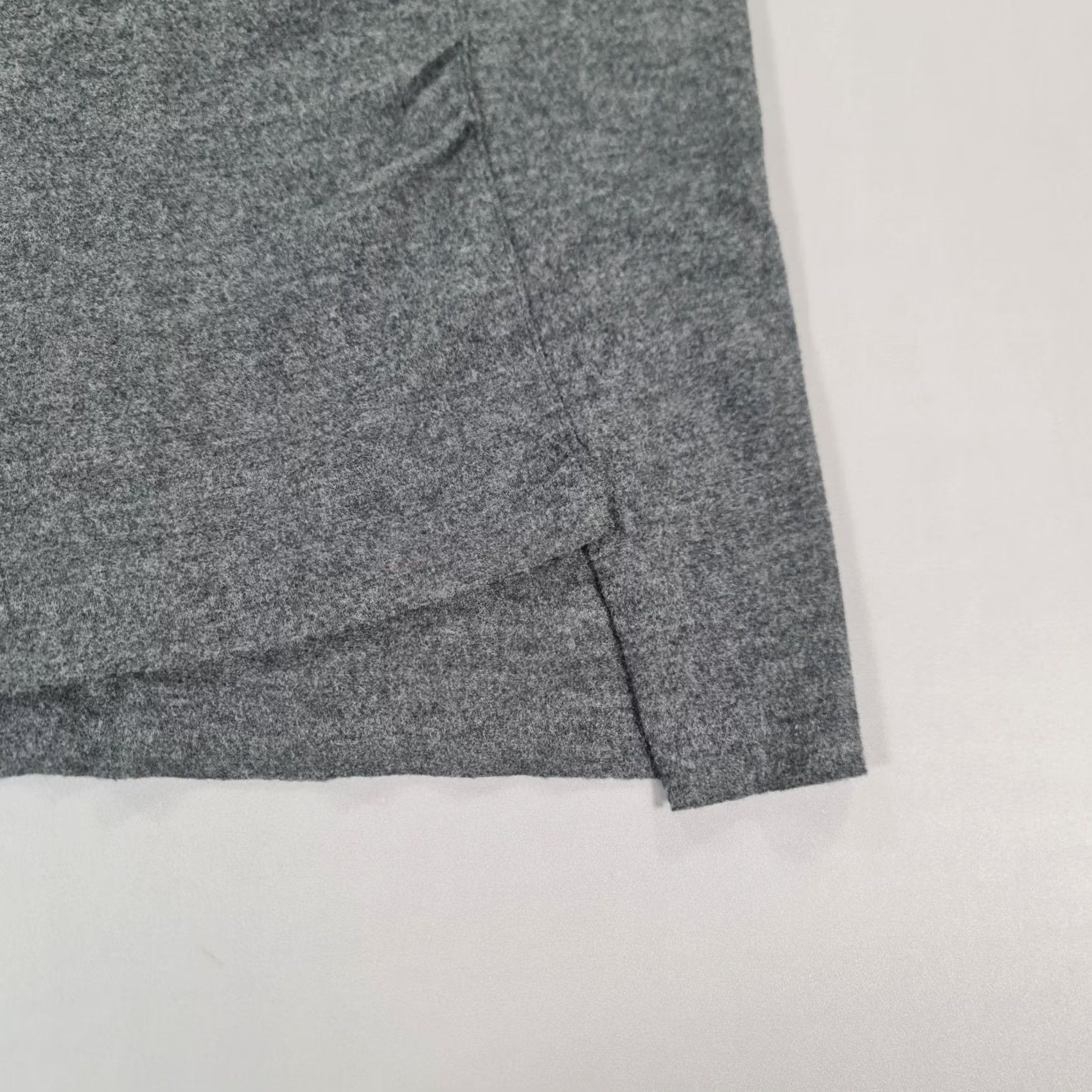 Vintage OSKA Grey Midi Wool Skirt - Comfortable Casual Knit Size 34" / US 12 / IT 48 - 3 Thumbnail