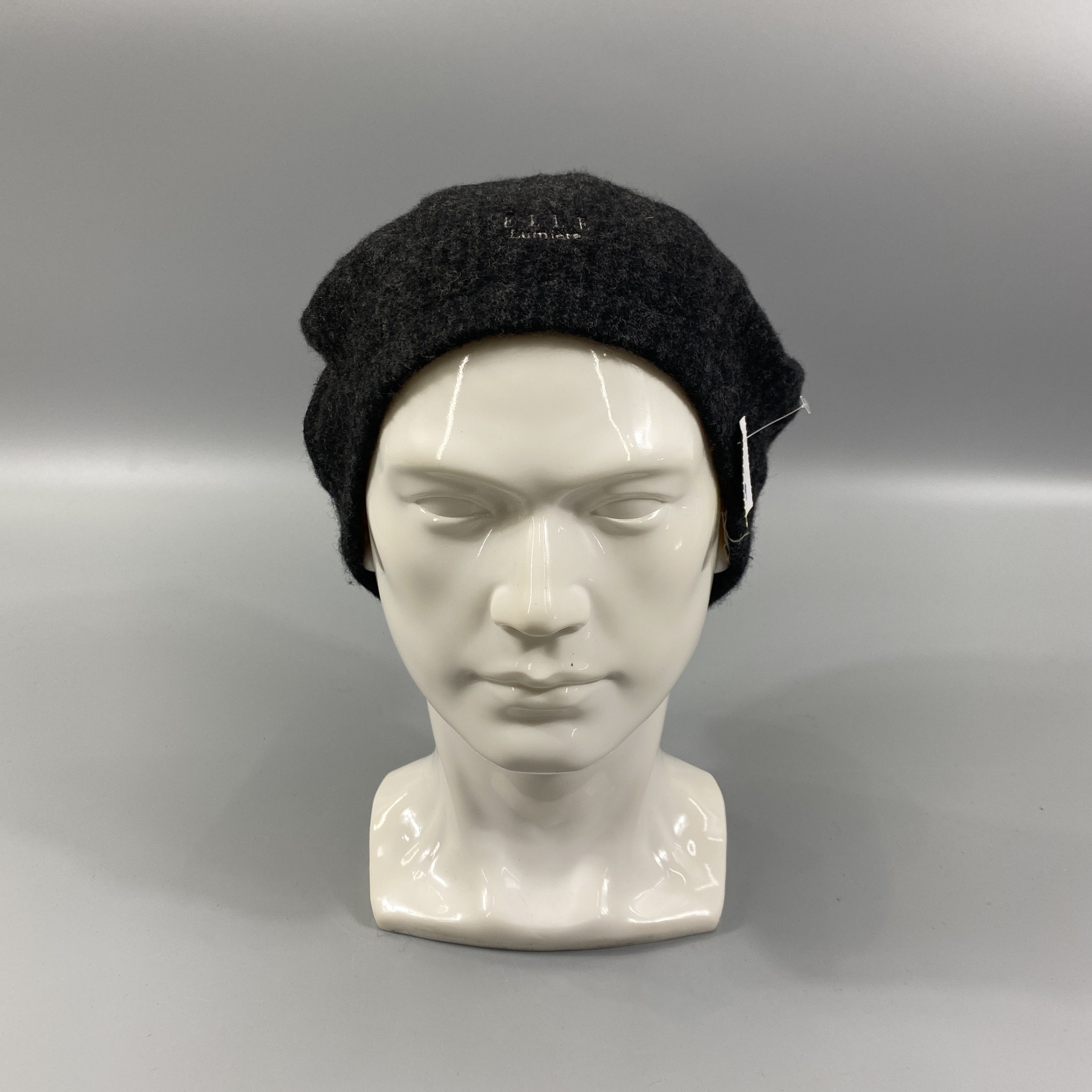 Japanese Brand Elle Plain Beanie Hats -BN1099 Size ONE SIZE - 2 Thumbnail