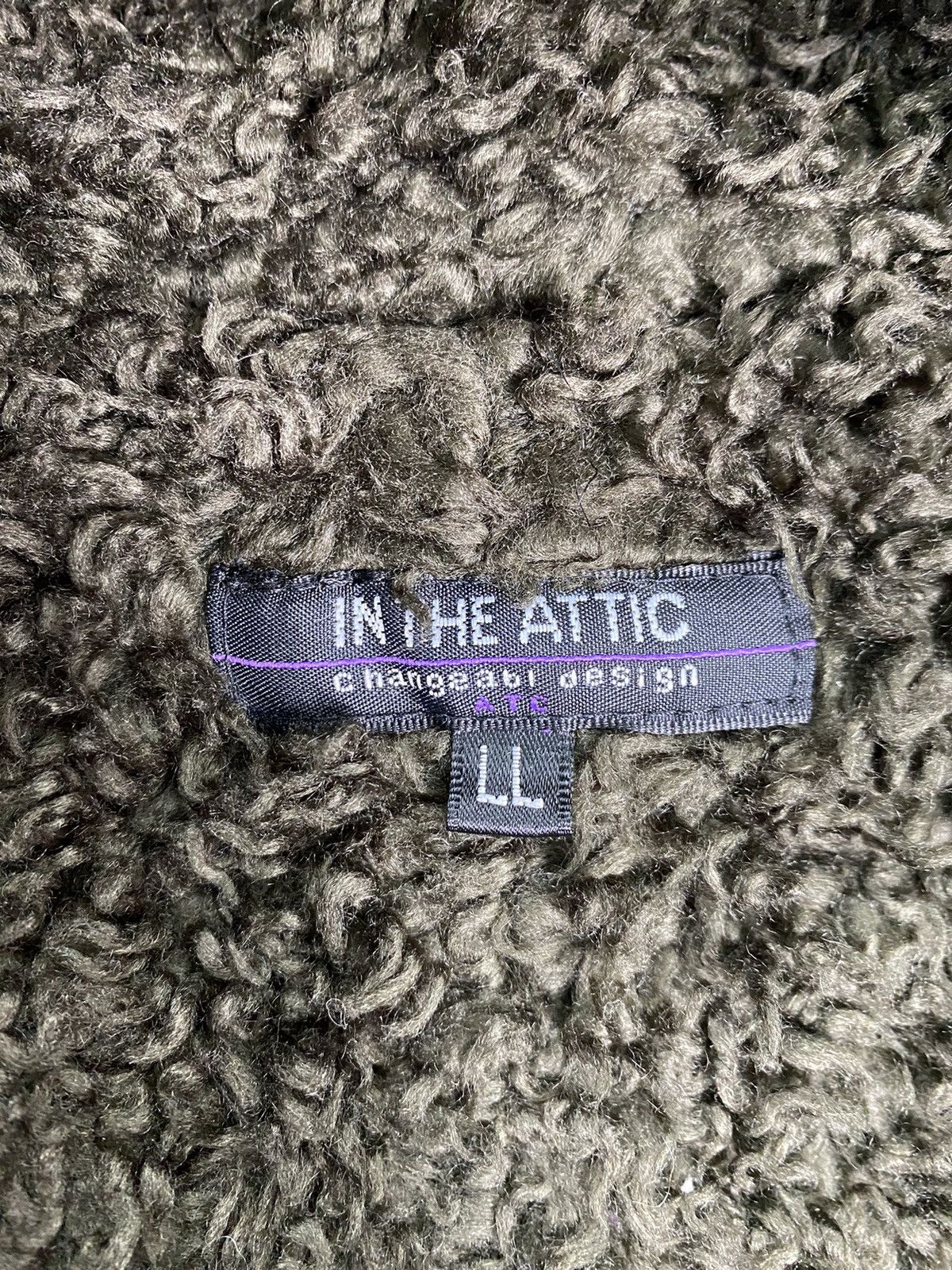 Vintage in The Attic Size US L / EU 52-54 / 3 - 5 Thumbnail