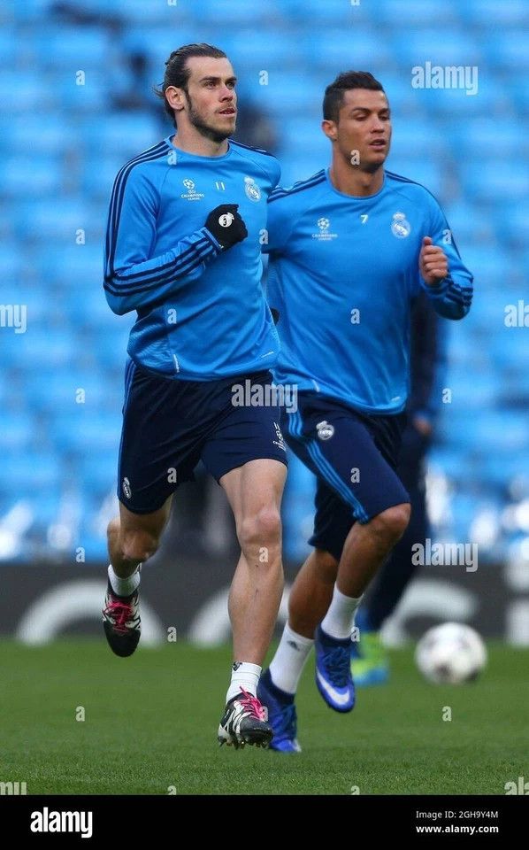 Adidas REAL MADRID 2015 TRACKSUIT CL FOOTBALL TRACKSUIT SOCCER Size US S / EU 44-46 / 1 - 19 Thumbnail