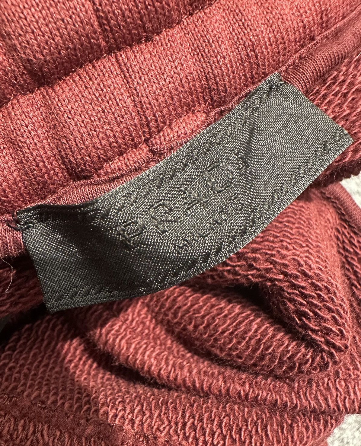 Prada Prada - S/S21 Burgundy Triangle Logo - Sweat Shorts Size US 32 / EU 48 - 12 Thumbnail