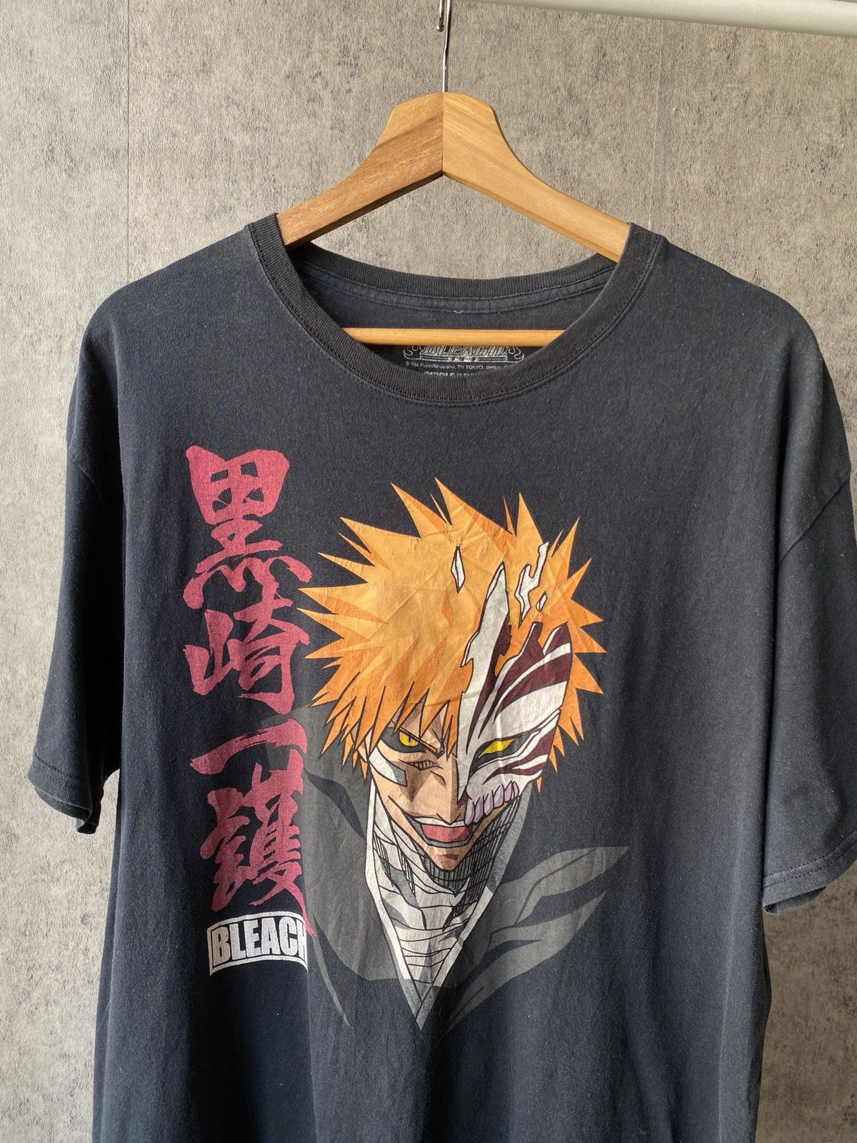 Anime × Japanese Brand Y2K Japanese Anime Bleach Faded Black T Shirt Size US L / EU 52-54 / 3 - 3 Thumbnail