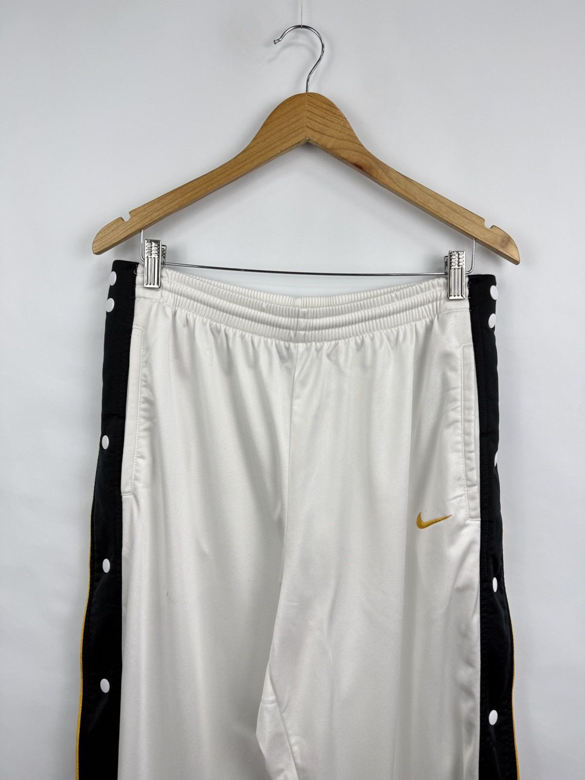 Nike 🇺🇸 Vintage 90s Nike Gold Logo Tracksuit Jacket Pants Rare Y2K Size US L / EU 52-54 / 3 - 10 Thumbnail