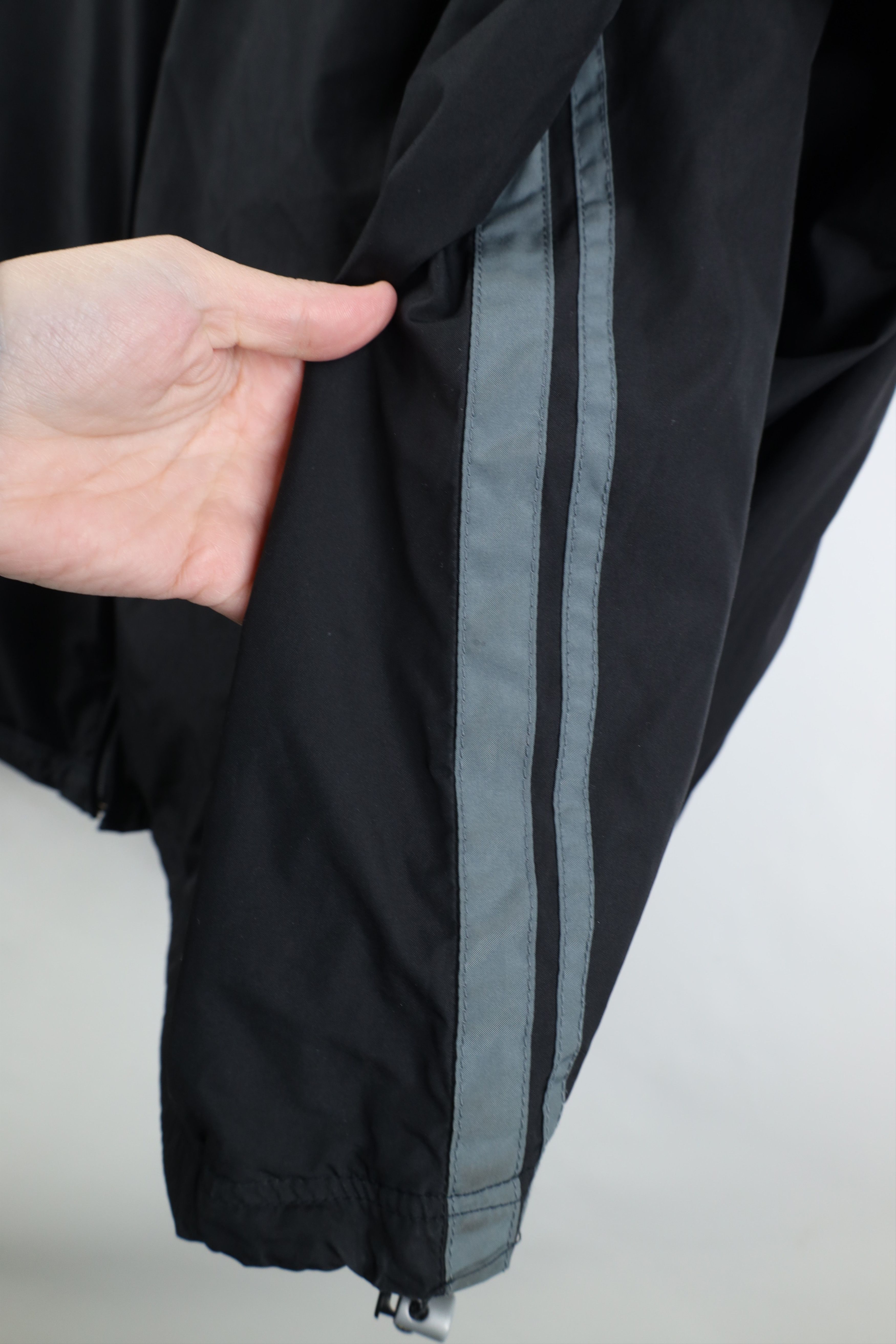 Champion Vintage 90s Y2K Champion Lined Windbreaker Jacket Black Size US XL / EU 56 / 4 - 10 Thumbnail