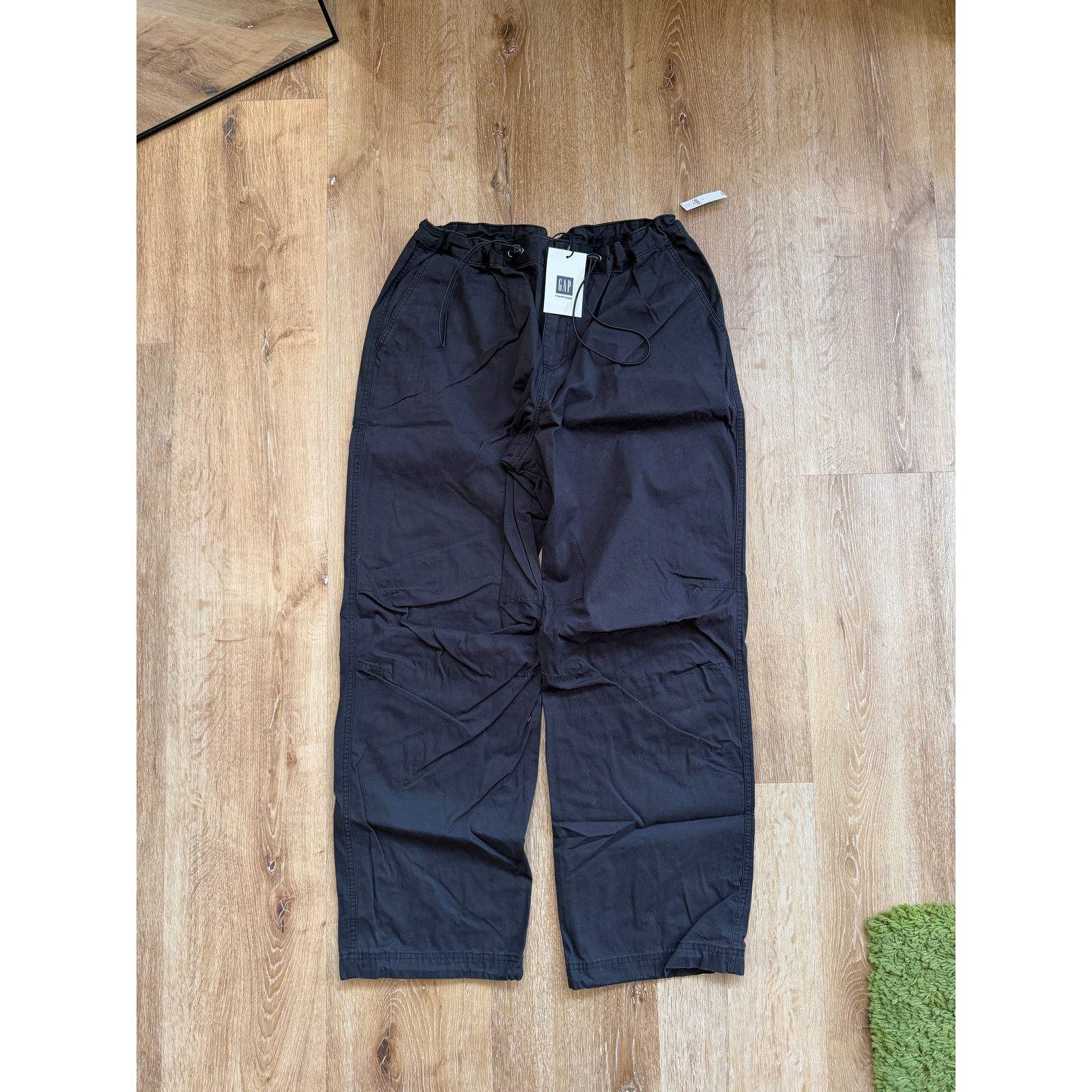 Gap Gap x Madhappy Parachute Cargo Pants Black Size M NWT Size US 32 / EU 48 - 2 Thumbnail
