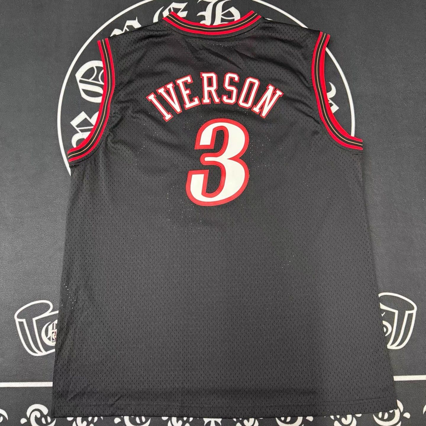 Mitchell & Ness Mitchell&NessAllenIversonPhiladelphia76ers Black Jersey Q10 Size US XXL / EU 58 / 5 - 3 Thumbnail