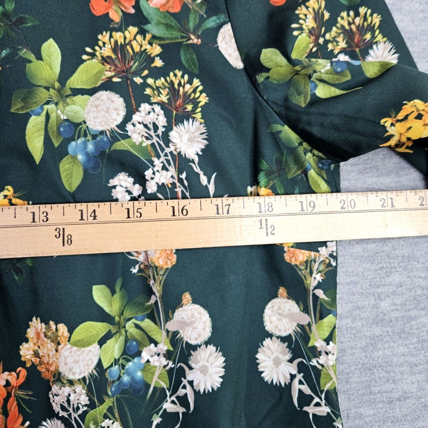 Talbots Talbots Blouse Women's Green Floral 3/4 Sleeve Size M Shirt Regular Pink? Size M / US 6-8 / IT 42-44 - 3 Thumbnail