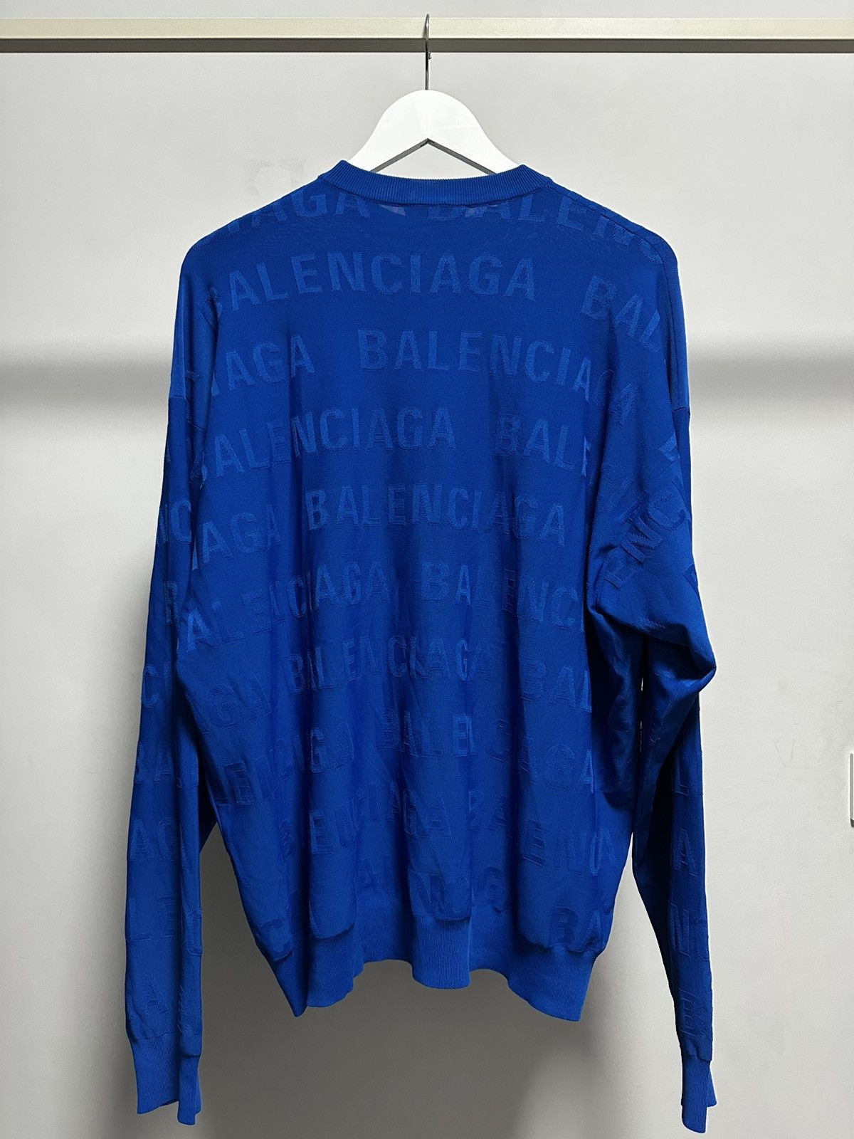 Balenciaga Balenciaga all over logo sweater sample/prototype Size US L / EU 52-54 / 3 - 2 Thumbnail