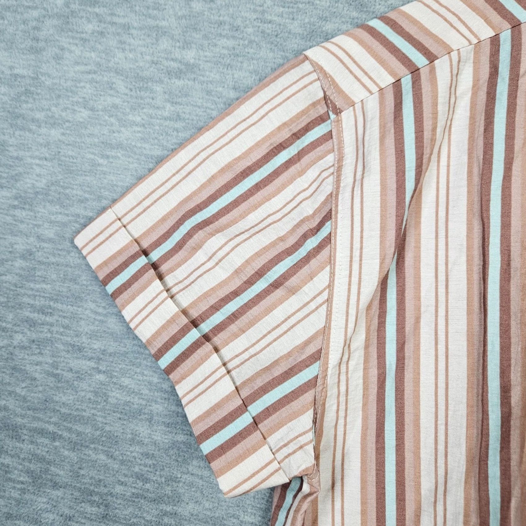 Free People Free People Ivory Comb Stripes Button Up Short Sleeve Shirt XS Regular Womens Sprized? Size XS / US 0-2 / IT 36-38 - 7 Thumbnail