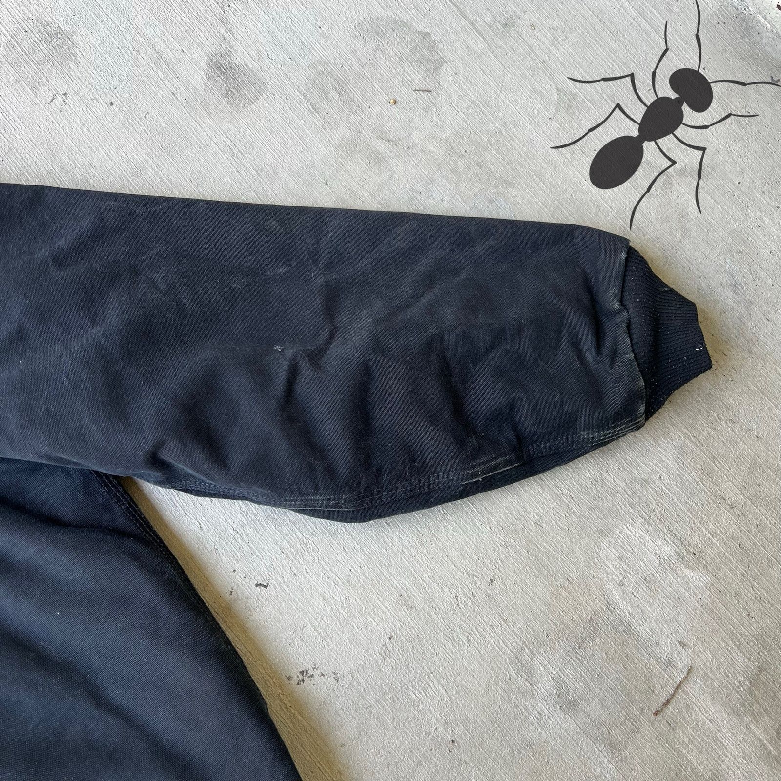 Carhartt × Vintage Carhartt J140 BLK back hooded work wear jacket Size US L / EU 52-54 / 3 - 11 Thumbnail