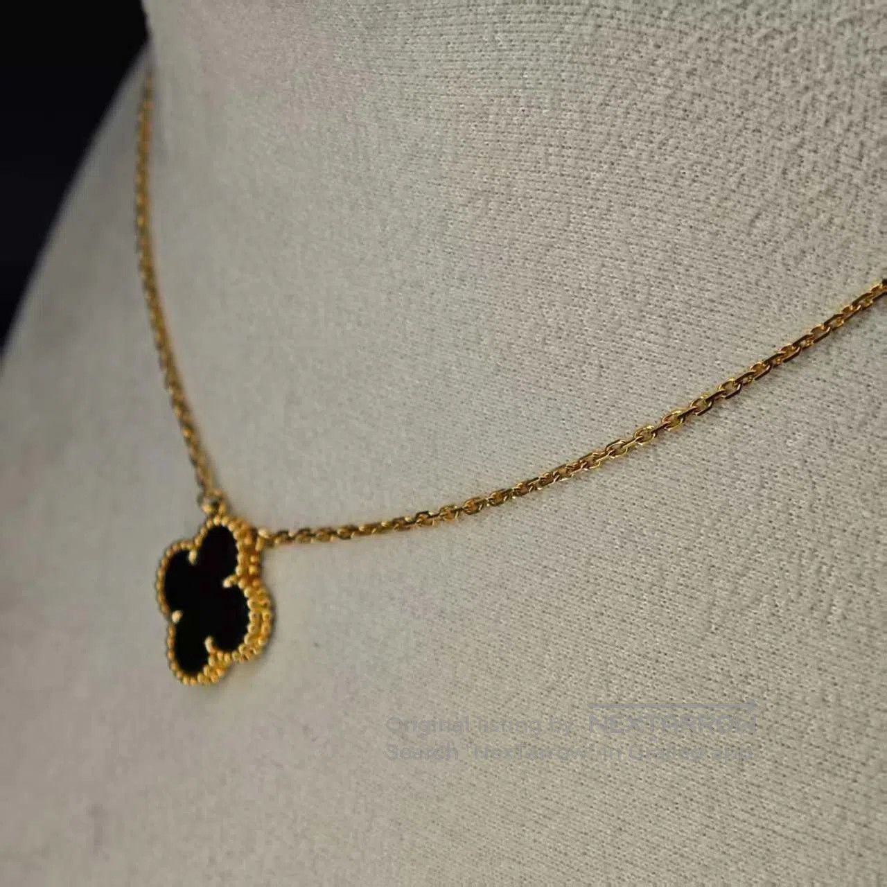 Van Cleef & Arpels Van Cleef Arpels Black Flower Medium Necklace. Size ONE SIZE - 5 Thumbnail