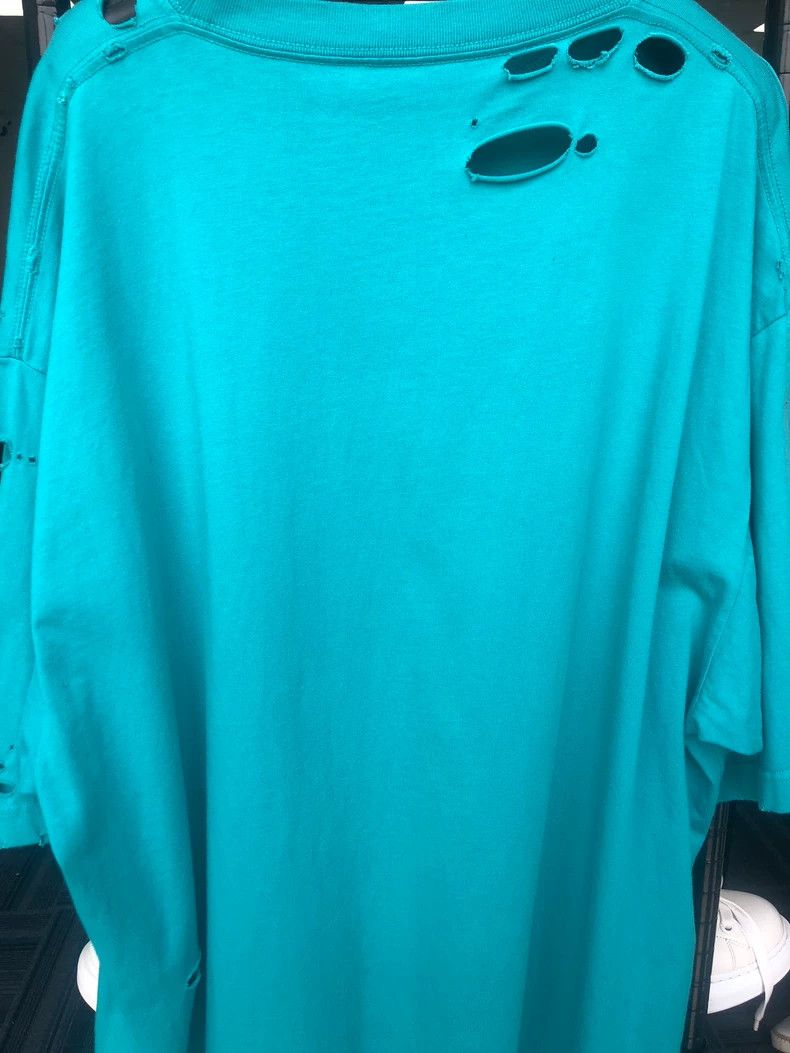 Balenciaga Balenciaga Classic short sleeve with broken holes Size US S / EU 44-46 / 1 - 2 Thumbnail