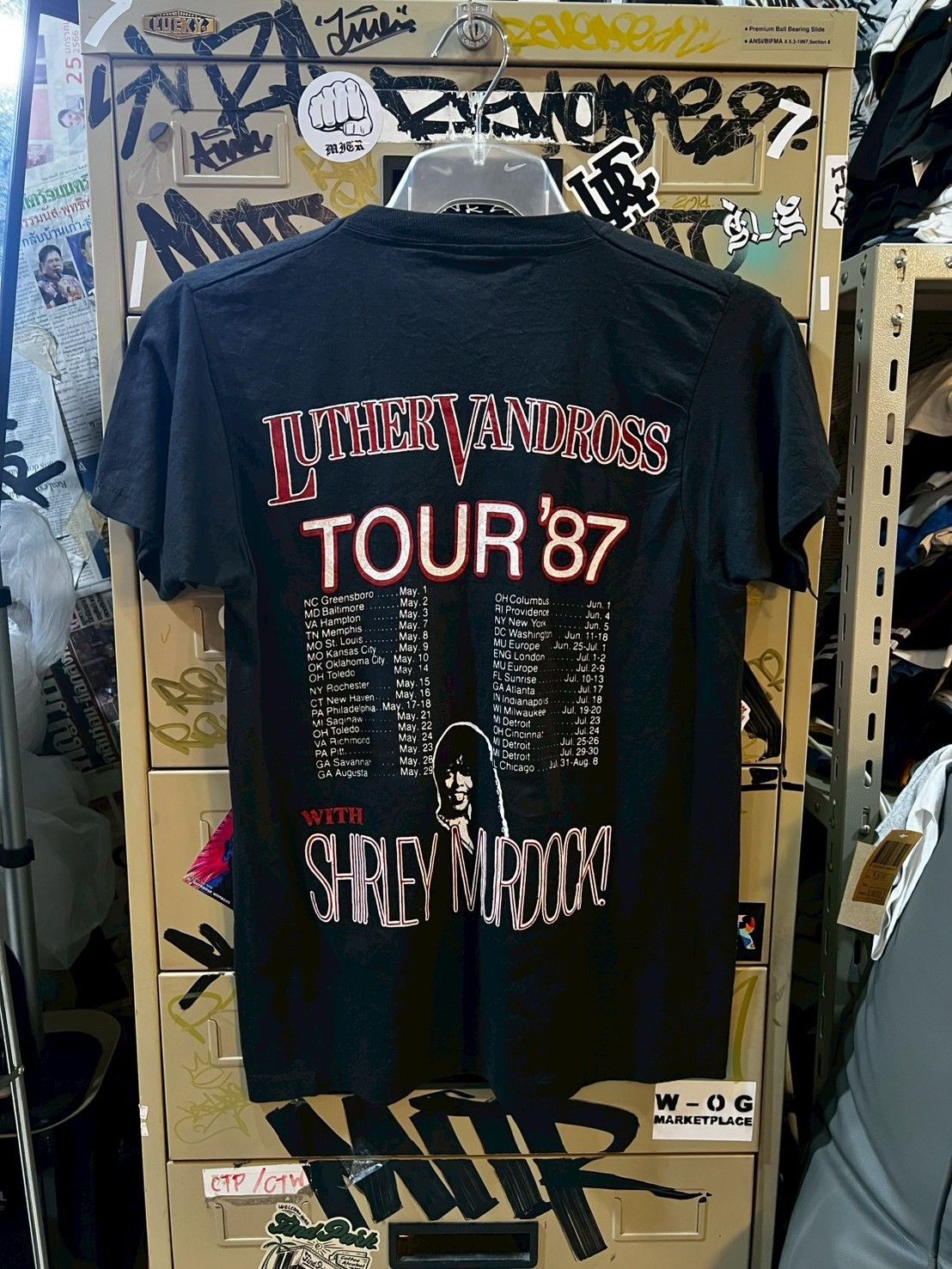 Band Tees Vintage Luther Vandross 1987’s Size US M / EU 48-50 / 2 - 7 Thumbnail