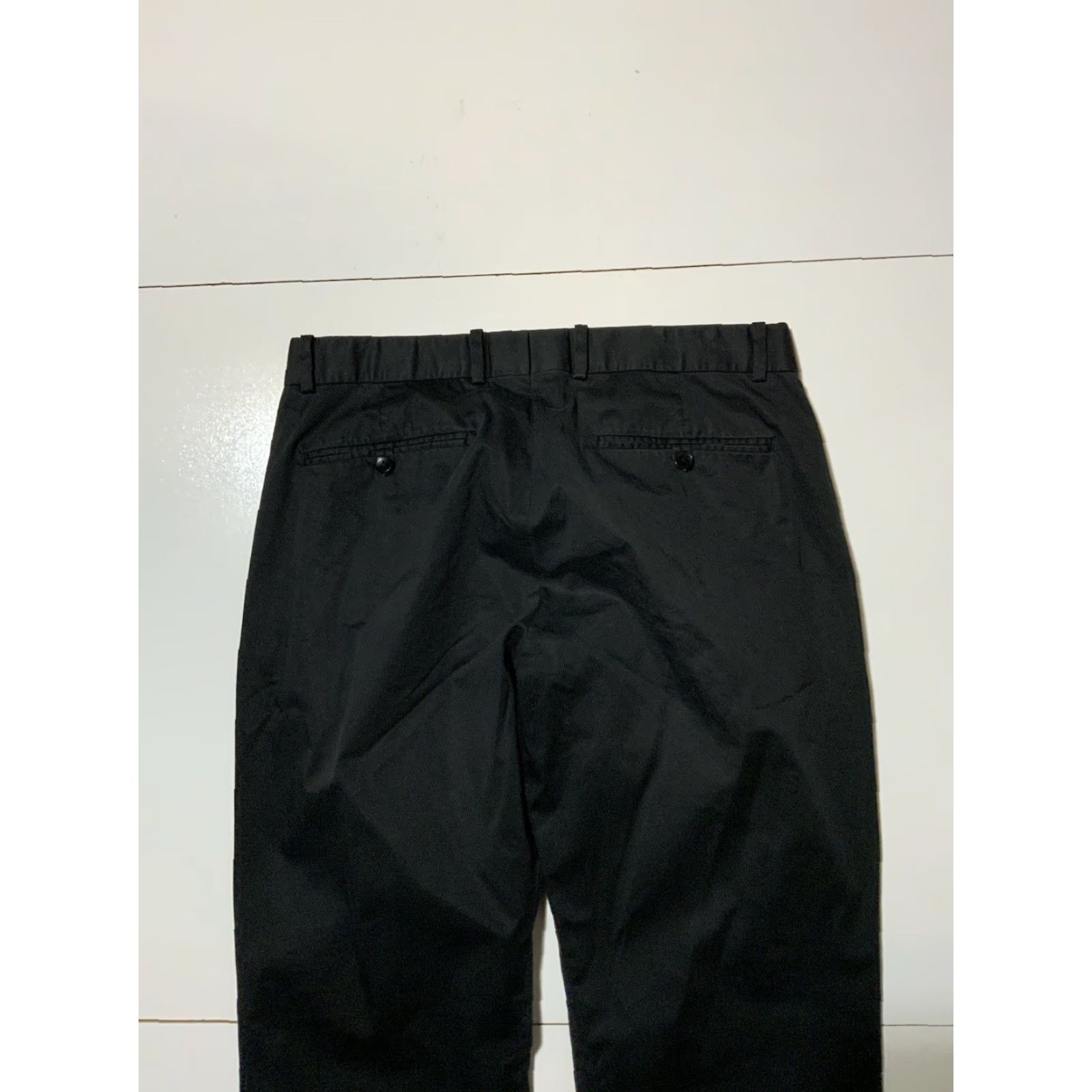 Theory Theory Kramer Quest Black Flat Front Relaxed Fit Cotton Pants Sz 34 Mens Pants 34 Black Cotton 31in Inseam 41in Outseam 7.5in 97% Cotton 3% Elastane Size US 34 / EU 50 - 7 Thumbnail