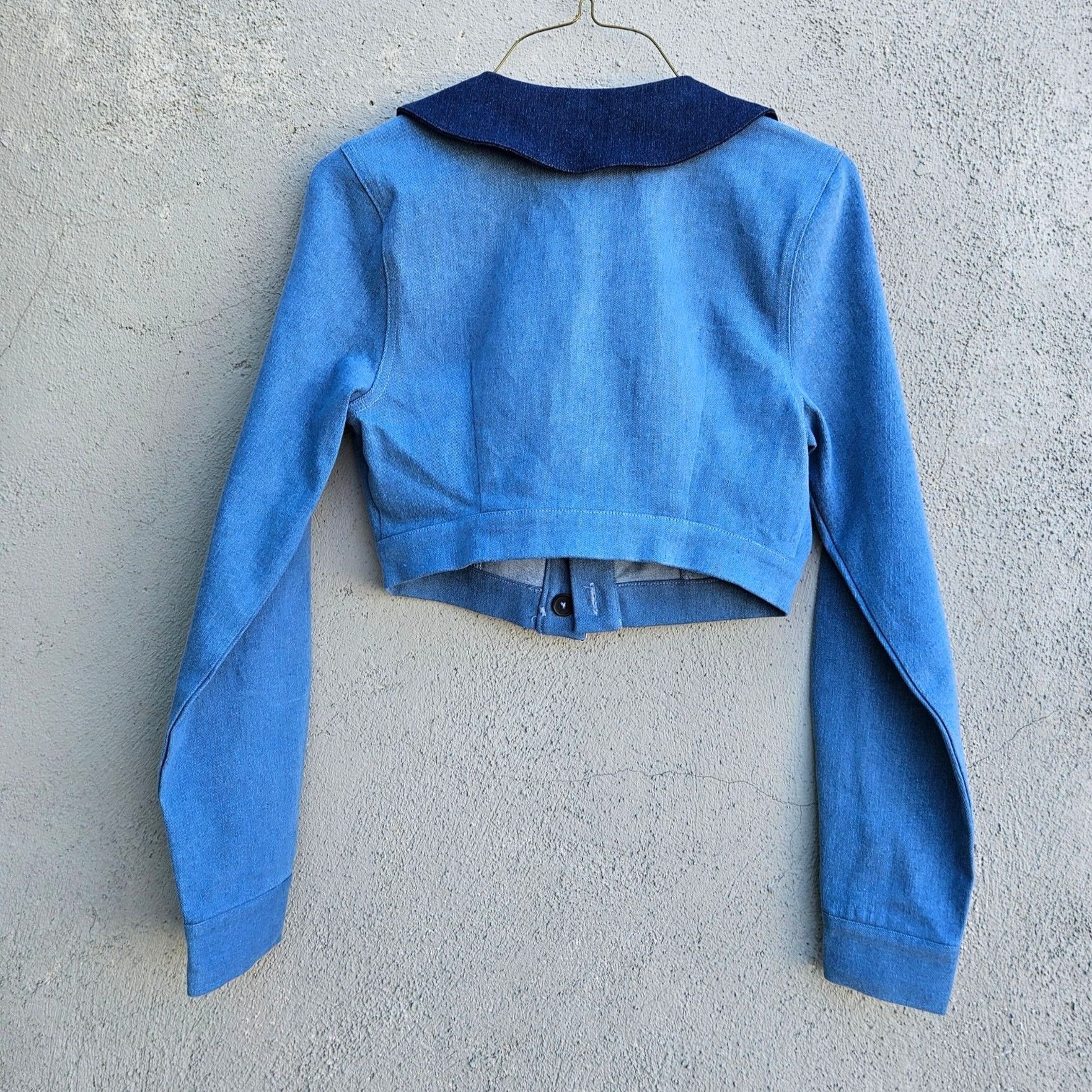 Other Oops Blue Cropped Denim Jacket Sculptural Gold Buttons Size Size S / US 4 / IT 40 - 7 Thumbnail