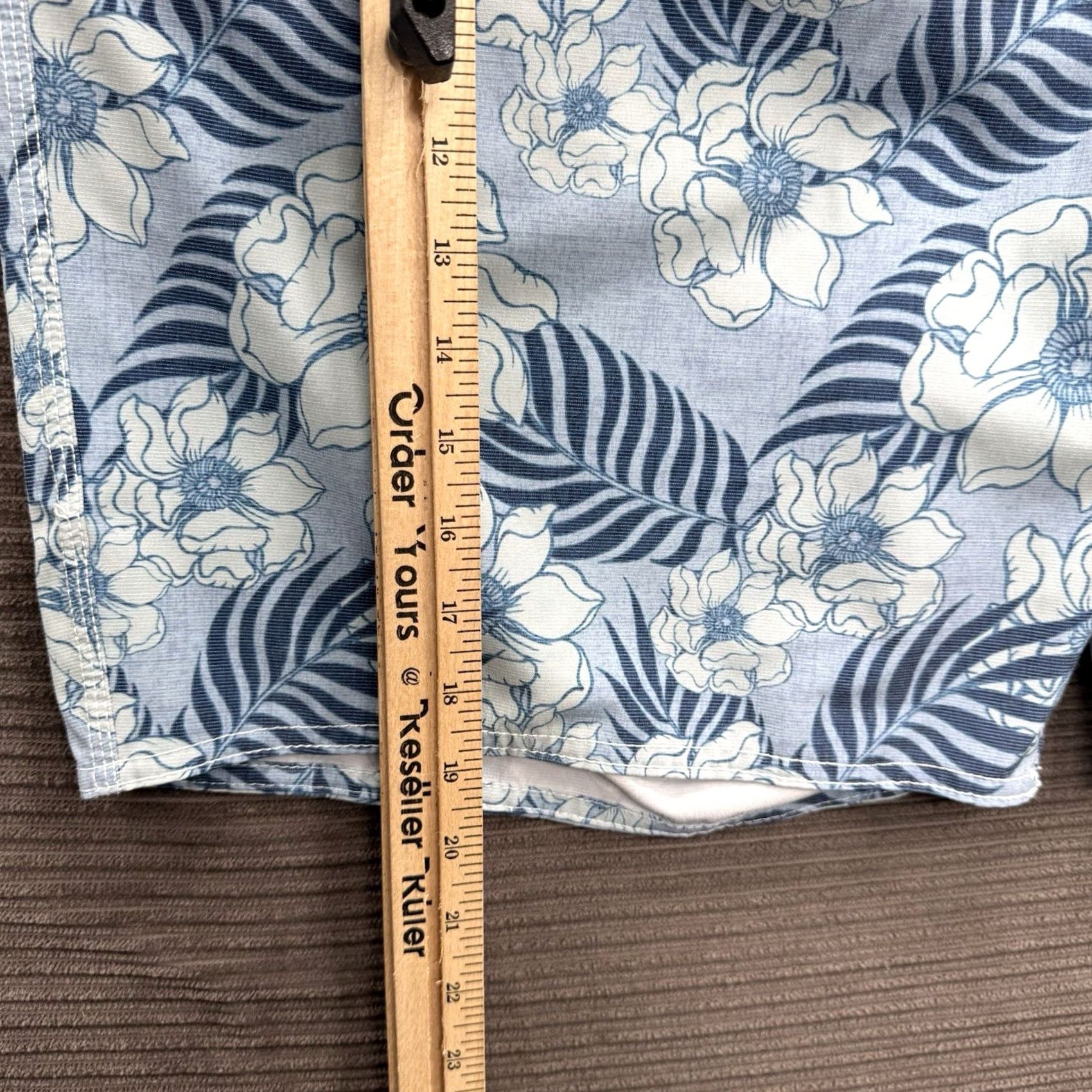 johnnie-O johnnie-O Jaffa Board Short Men 2XL Floral Print Drawstring Lined Beach Swim Size US 39 - 6 Thumbnail