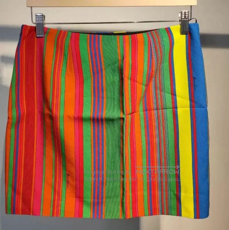 Versace Versace Multicolor Silk Blend Skirt . Size 23" - 2 Thumbnail