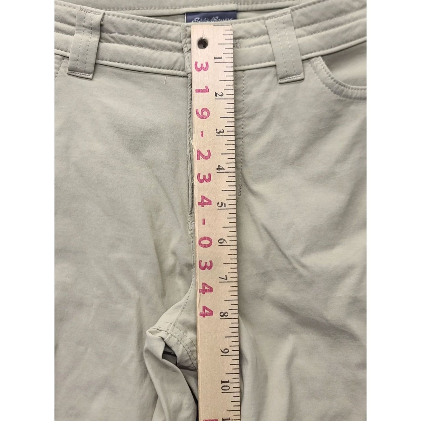Eddie Bauer Eddie Bauer Capri Pants Womens 4x20 Relaxed Mid Rise Outdoors Hiking Beige Nylon Spandex Pockets Capris Size ONE SIZE - 4 Thumbnail