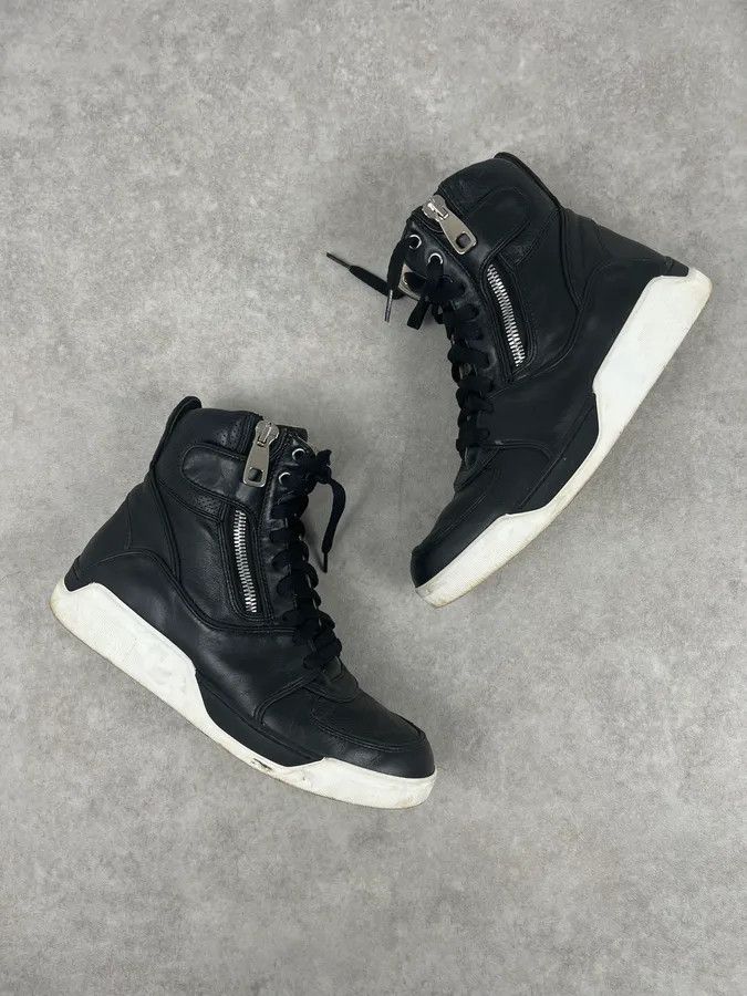Dolce & Gabbana 2000s Dolce & Gabbana High Leather Zip Sneakers Size US 8 / EU 41 - 3 Thumbnail