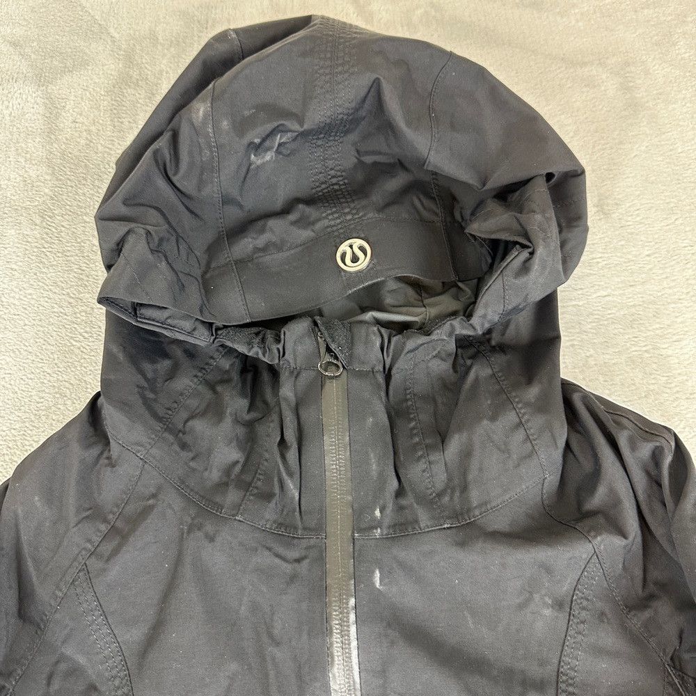 Lululemon Black Waterproof Jacket Women’s Size Small