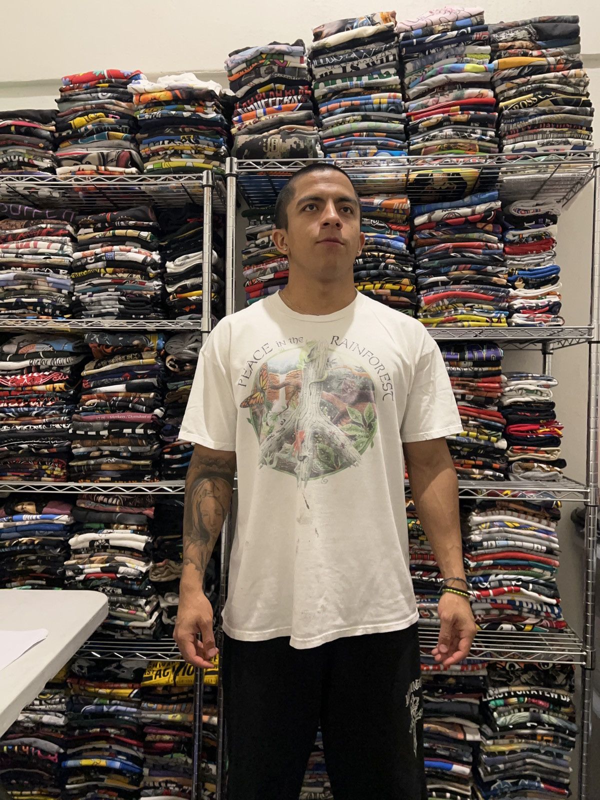Habitat 90s Peace in the Rainforest Nature Animals Love Tee Size US XL / EU 56 / 4 - 2 Thumbnail