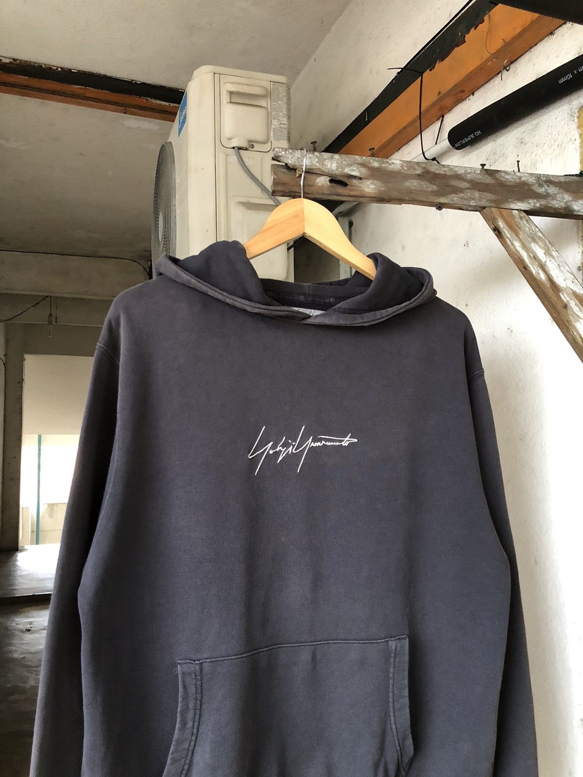 Yohji Yamamoto Rare❗️Yohji Yamamoto x New Era Embroidery Hoodie Size US L / EU 52-54 / 3 - 4 Thumbnail