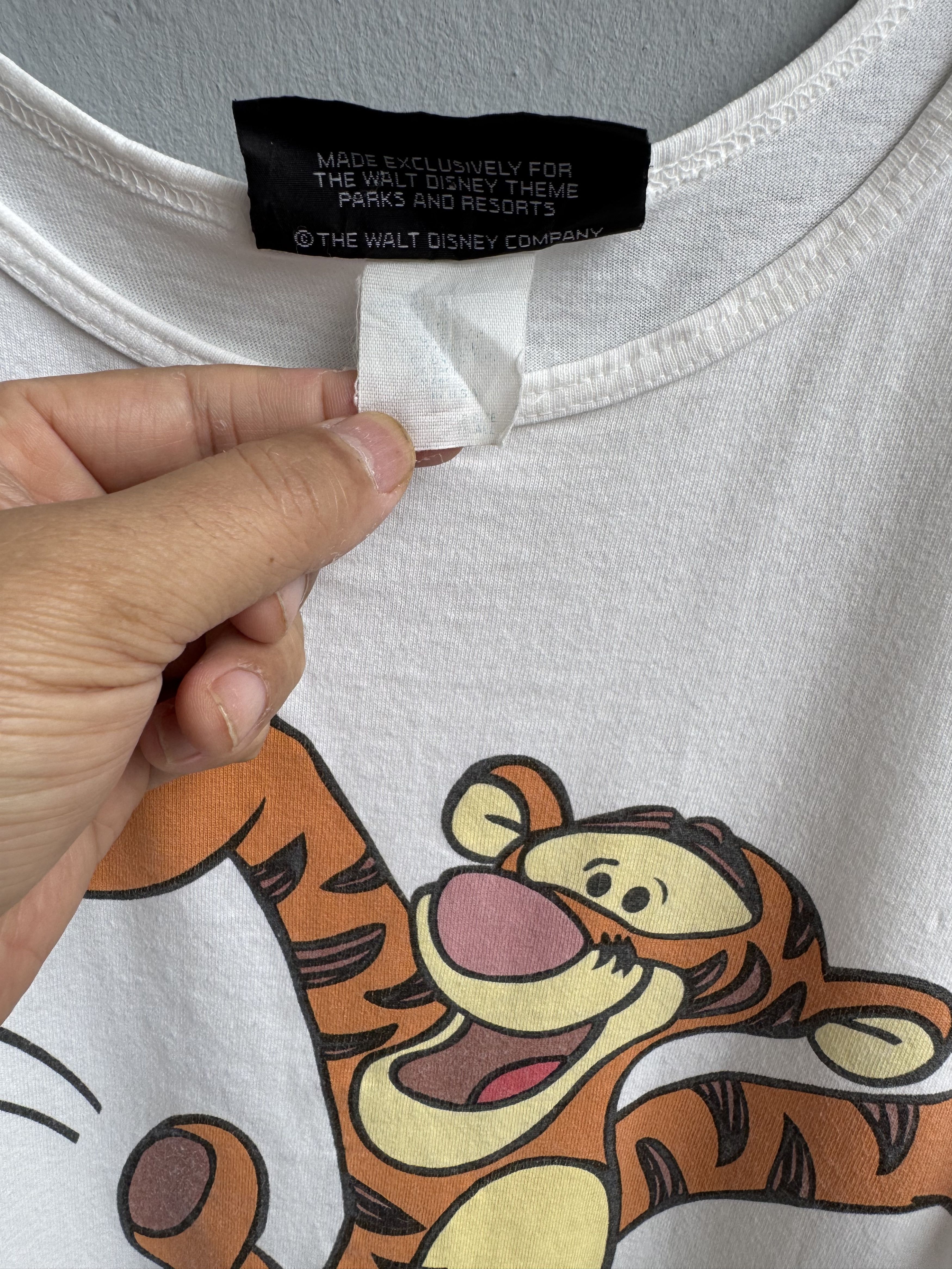 Disney Winnie the Pooh Sleeveless Shirt Size US XL / EU 56 / 4 - 4 Thumbnail