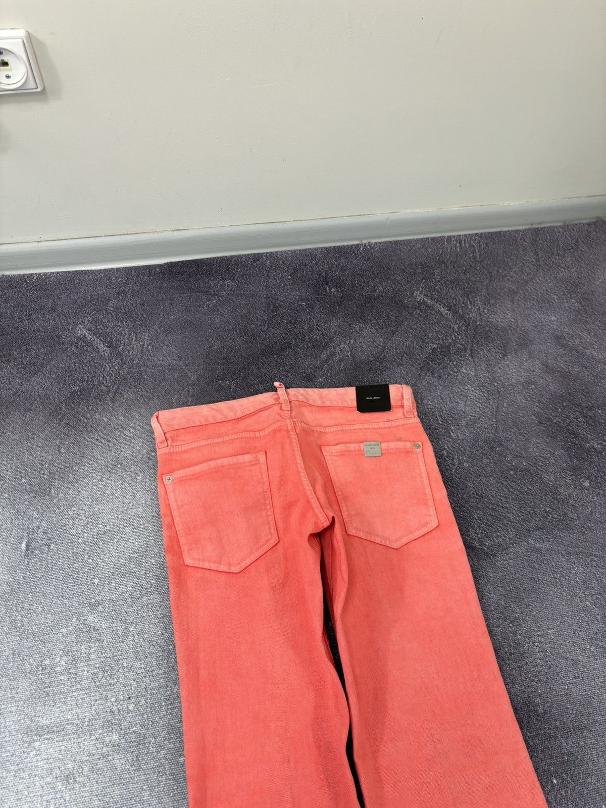 Dsquared2 Dsquared2 Men’s NWT Coral Slim Straight Italian Denim Jeans Size US 28 / EU 44 - 19 Thumbnail