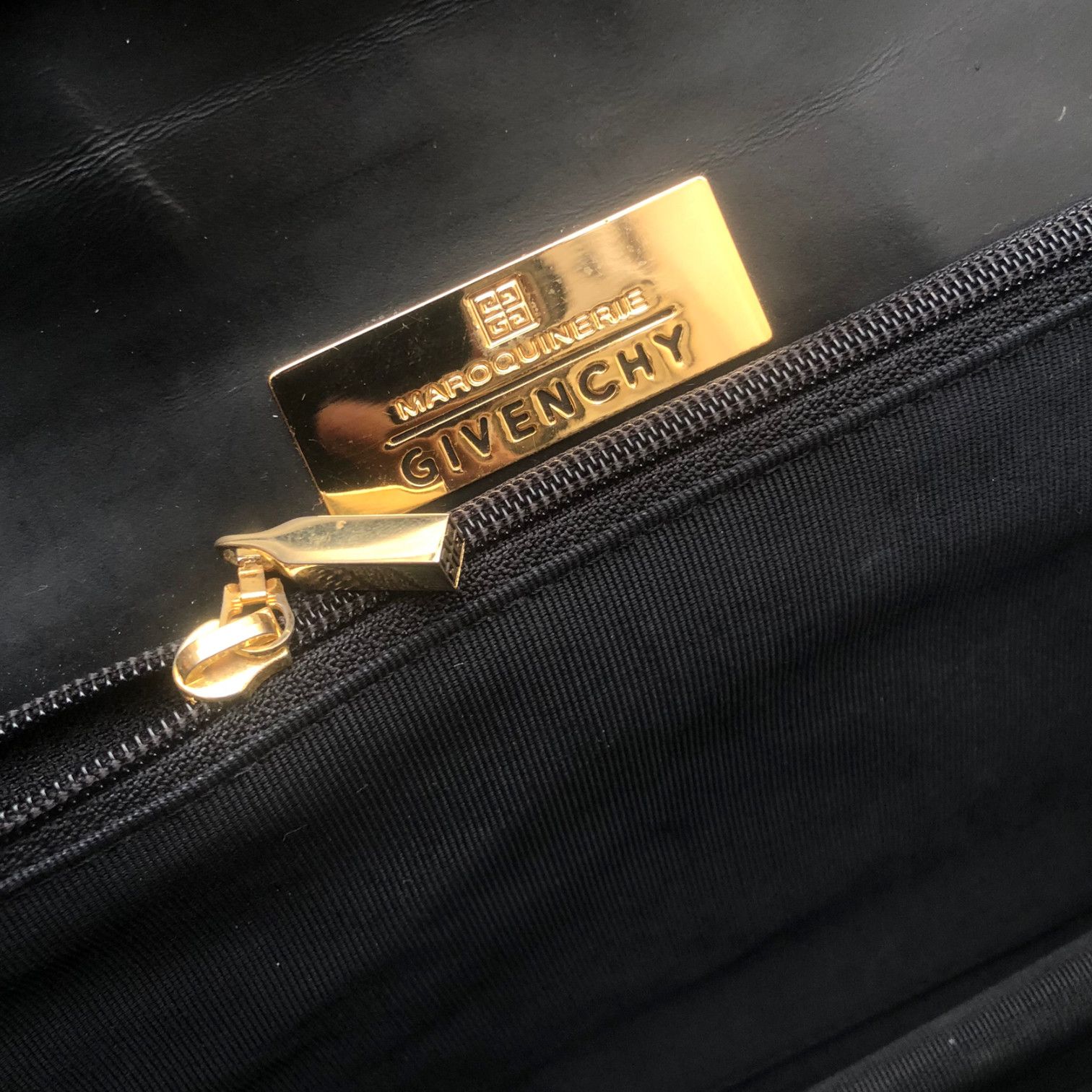 Givenchy 🔥Vintage GIVENCHY 4G Buckle Matte Black Top Handle Kelly Size ONE SIZE - 10 Thumbnail