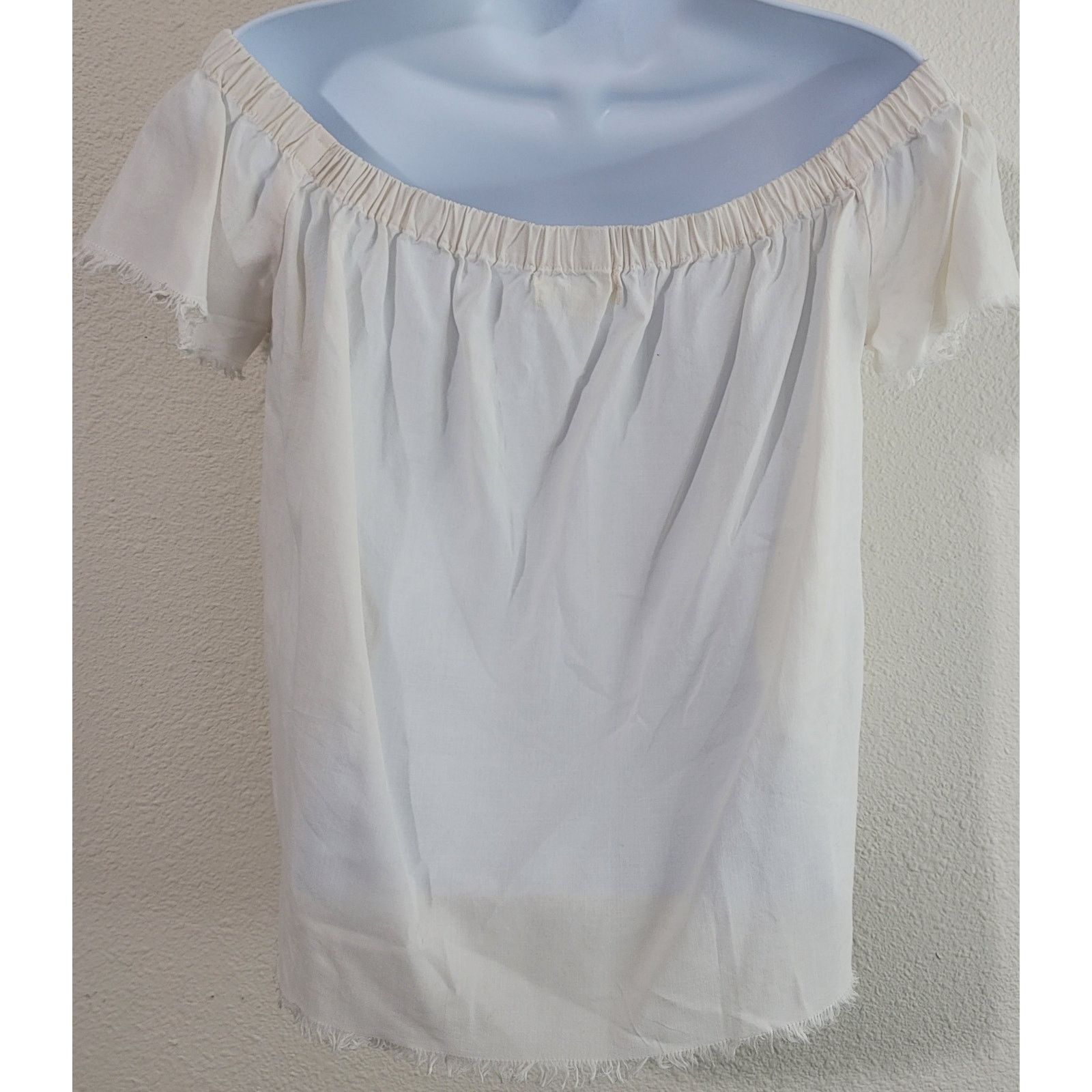 Other Cloth & Stone Anthropologie Cream Off The Shoulder Frayed S Size S / US 4 / IT 40 - 5 Thumbnail