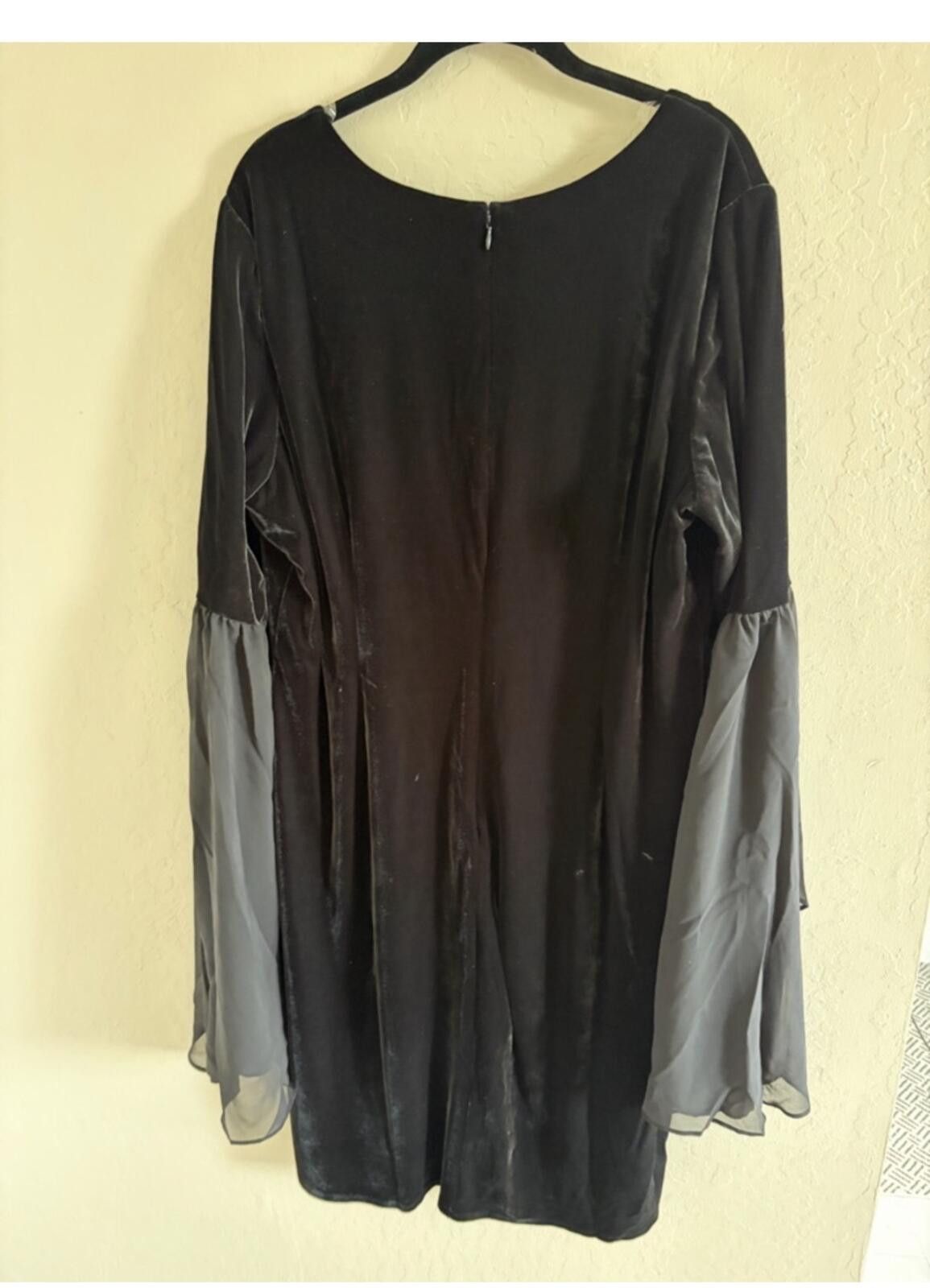 Other Ashley Stewart Black Velvet Dress with Scoop Neck Size 3XL / US 20-22 - 6 Thumbnail