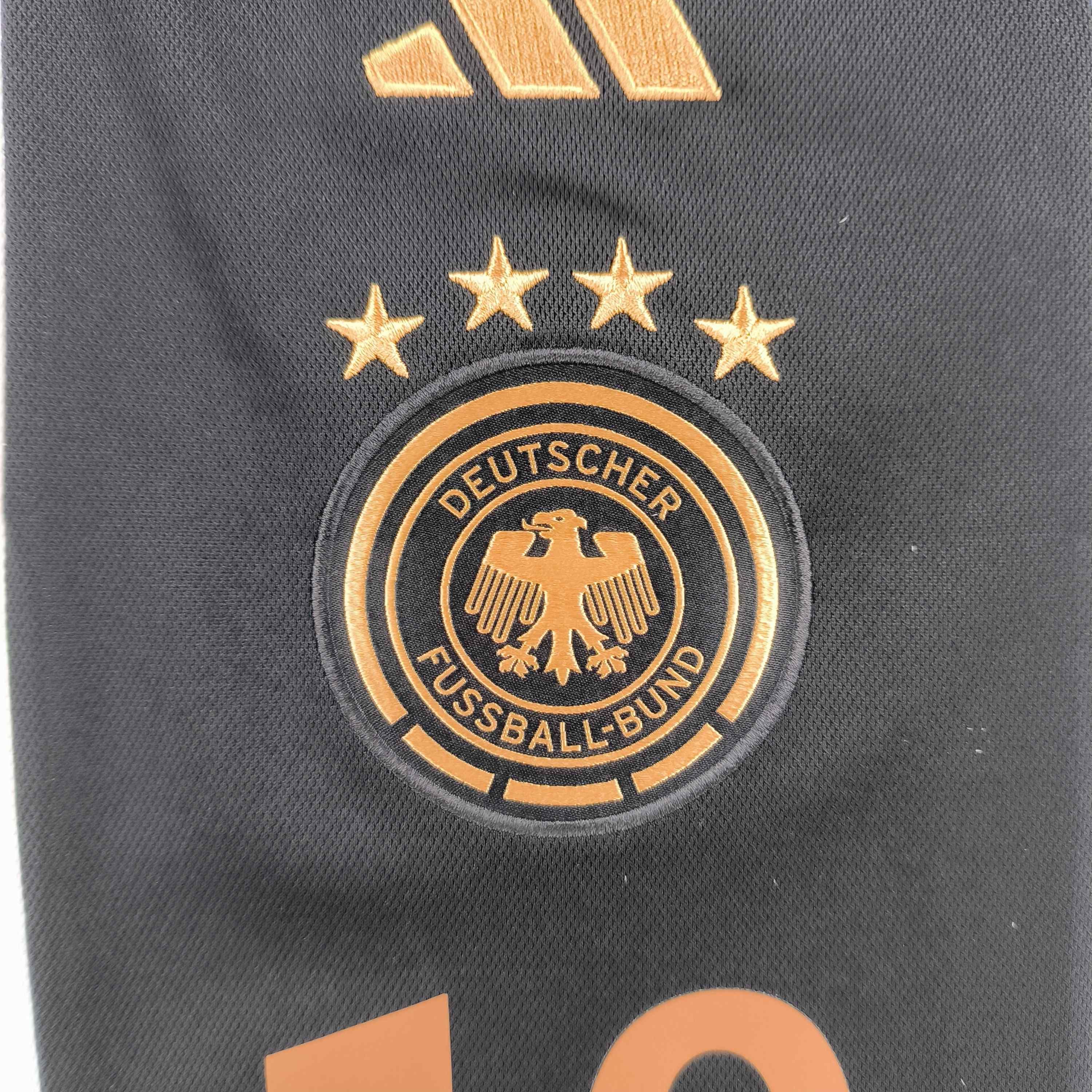 Adidas NEW Germany 22-24 Adidas home Gnabry football jersey size XL Size US XL / EU 56 / 4 - 3 Thumbnail