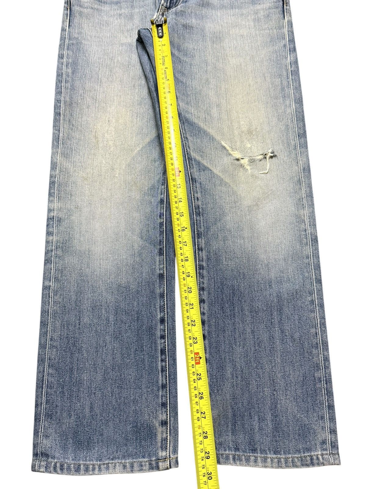 Uniqlo Vintage Y2K Uniqlo Light Faded Wash Distress Straight Leg Size US 32 / EU 48 - 14 Thumbnail