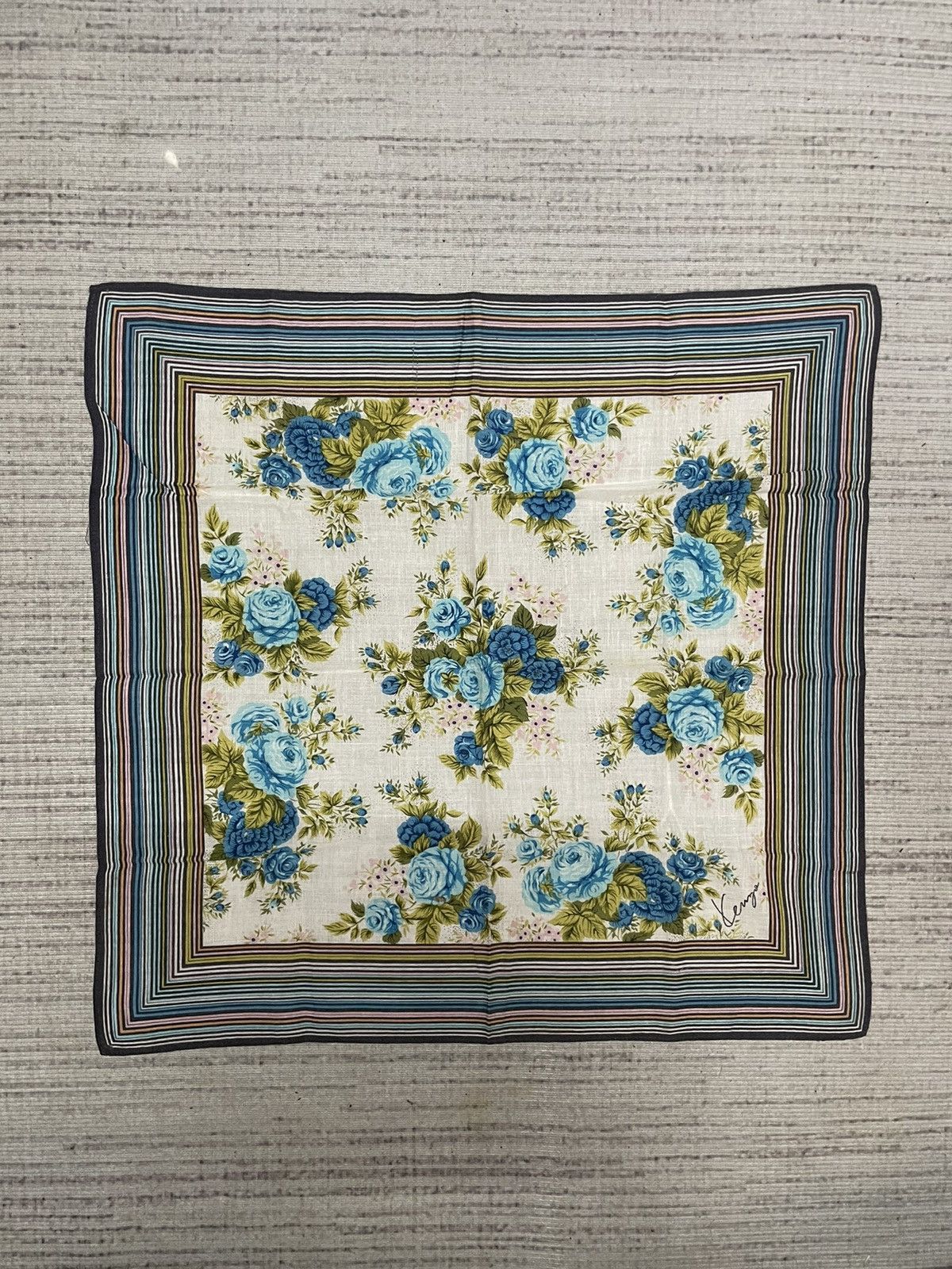 Kenzo Vintage Kenzo handkerchief bandana pocket square Size ONE SIZE - 1 Thumbnail