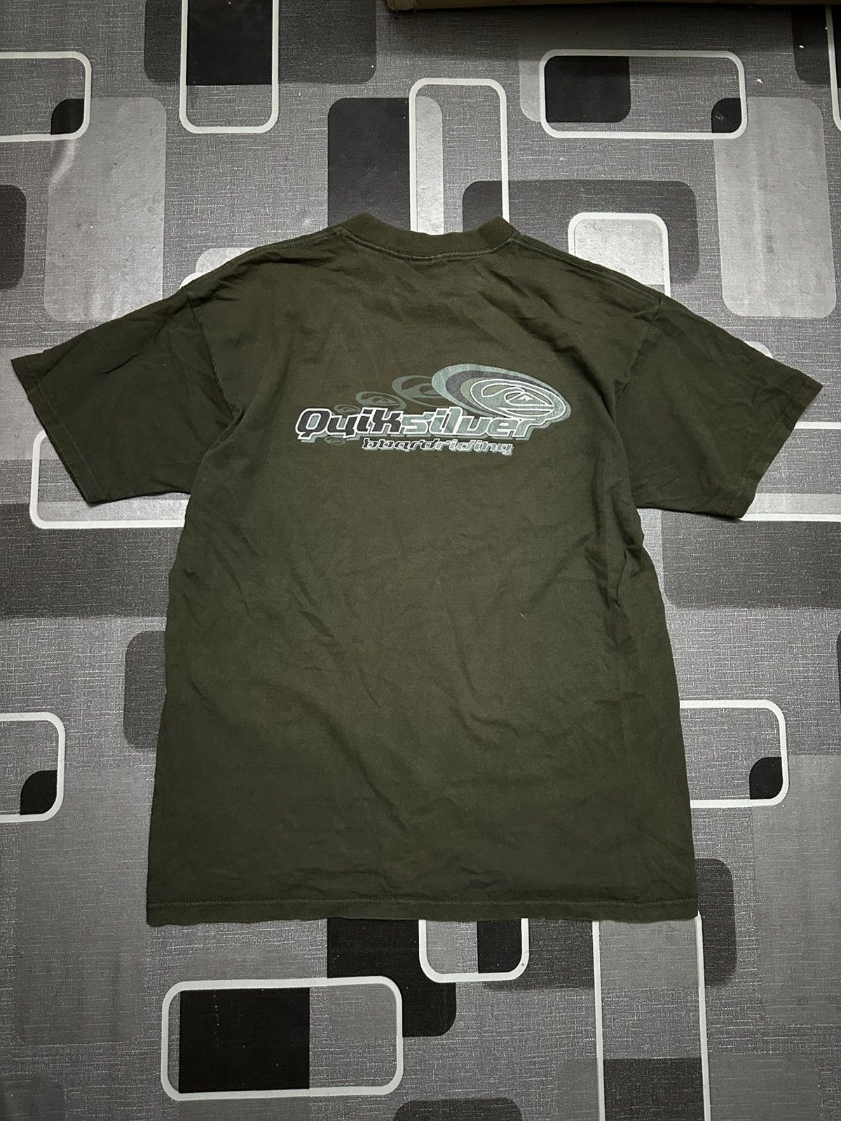 Quiksilver × Vintage Vintage 1990 Quiksilver Surfwear Tee Shirt Size US L / EU 52-54 / 3 - 8 Thumbnail