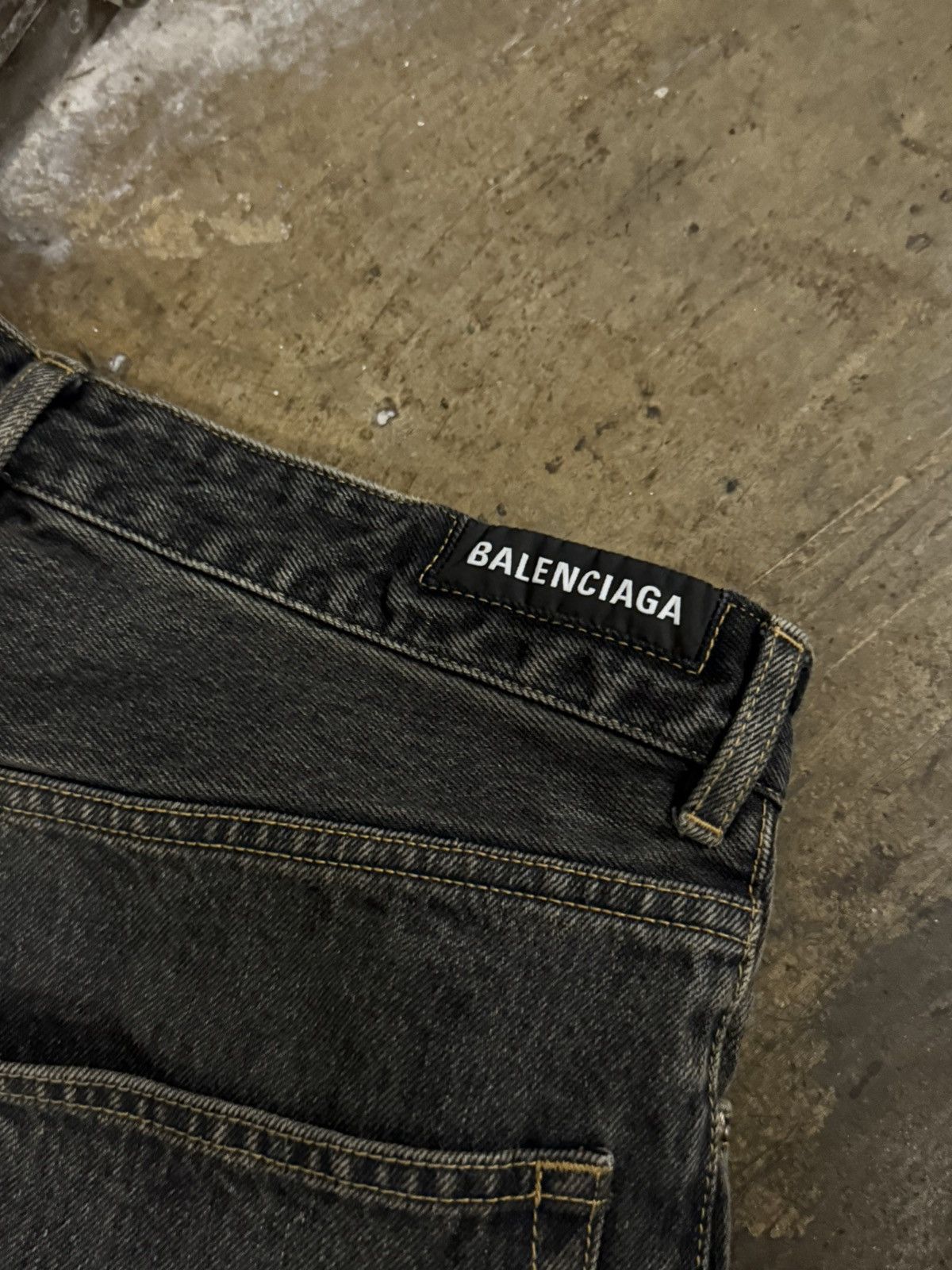 Balenciaga Balenciaga Baggy Jeans Size US 32 / EU 48 - 4 Thumbnail