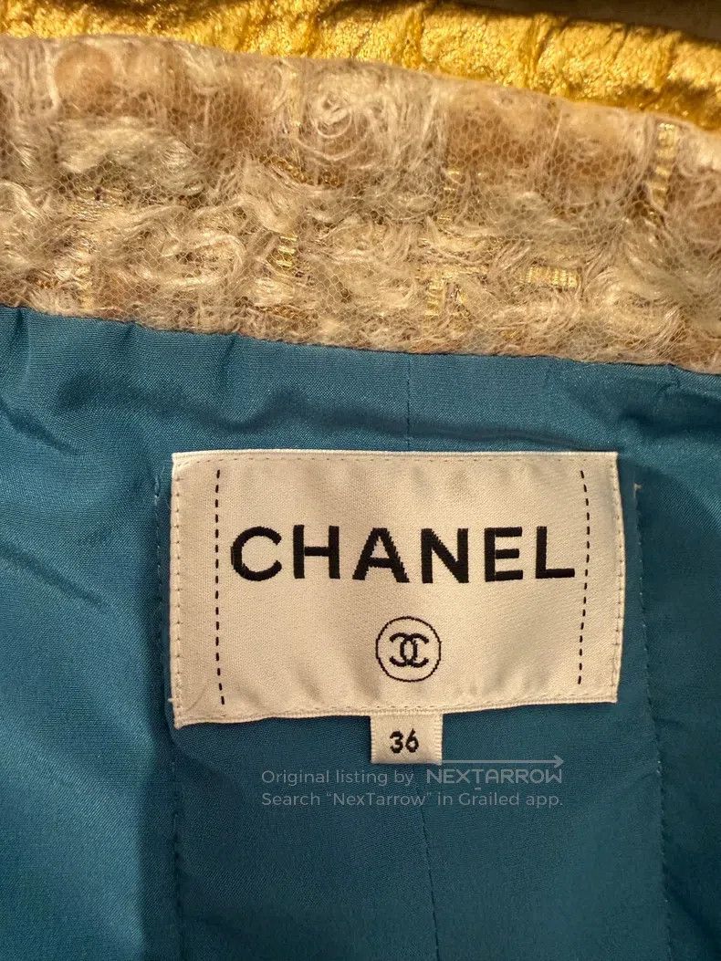 Chanel Chanel 19A Egyptian series pineapple pattern gold jacket Size XS / US 0-2 / IT 36-38 - 3 Thumbnail